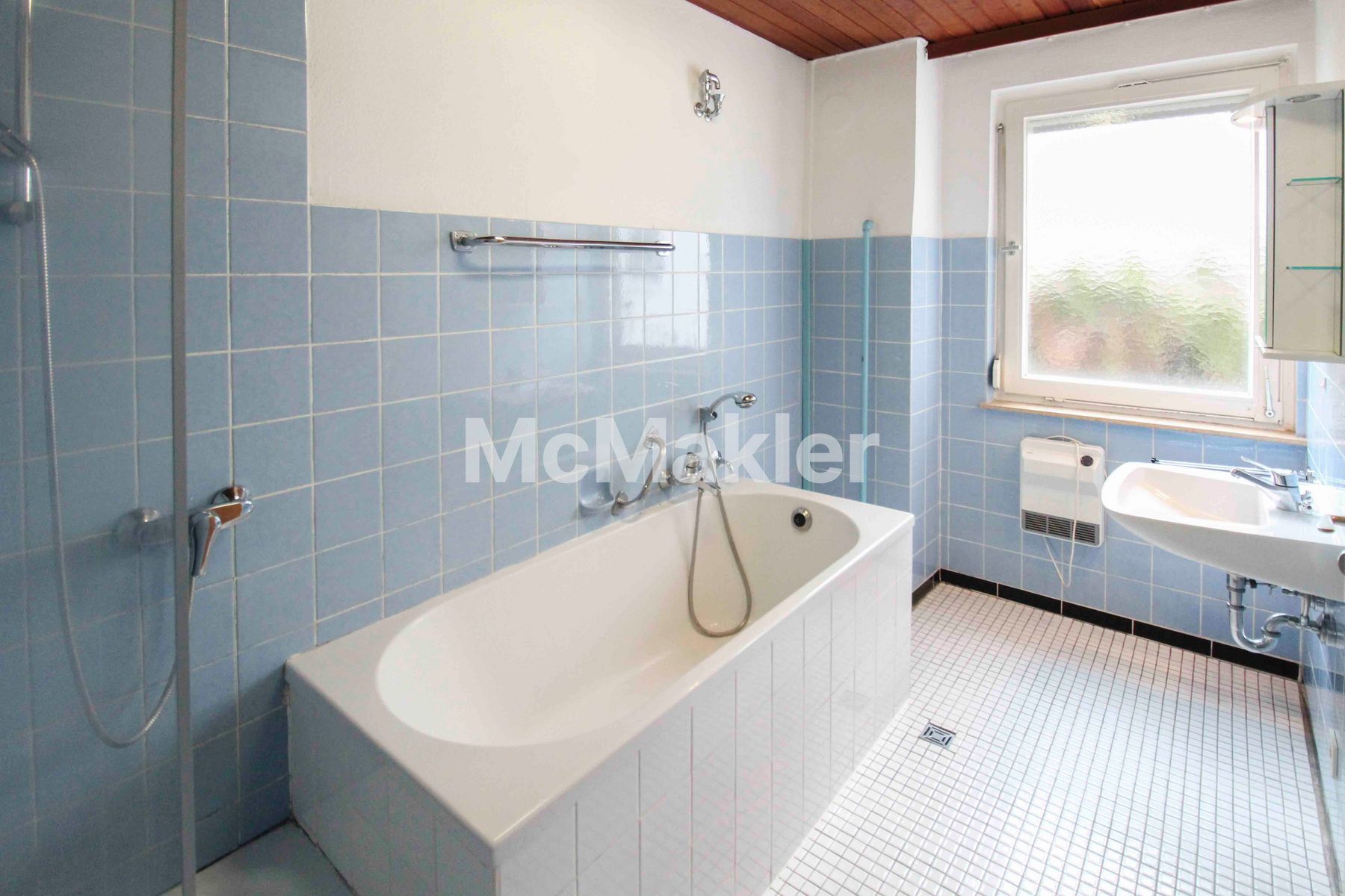 Property view 11