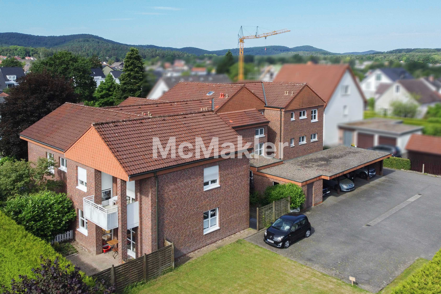 Vermietete Erdgeschosswohnung mit zwei Terrassen und Garten in Detmold-Hiddesen