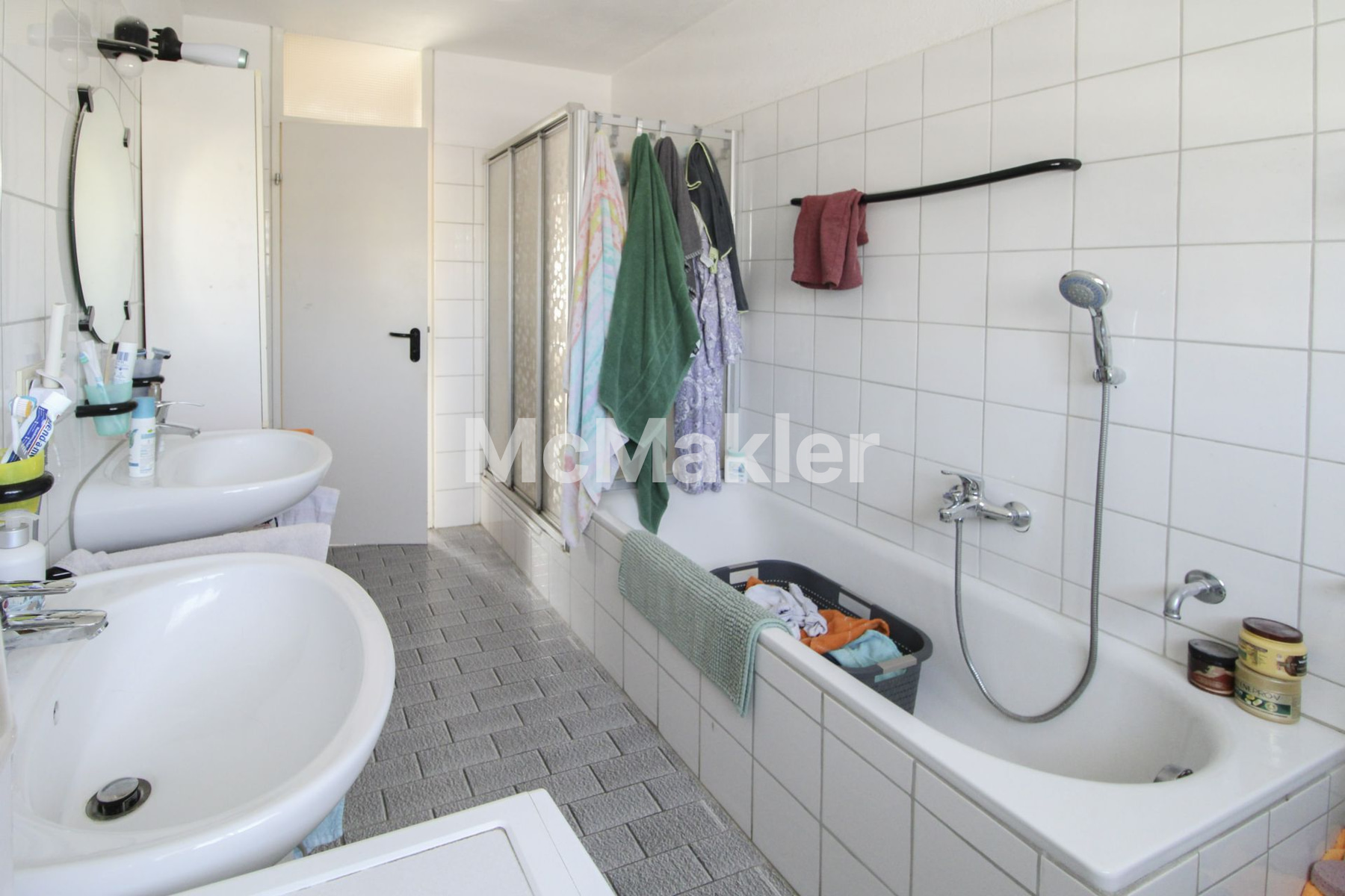 Property view 17