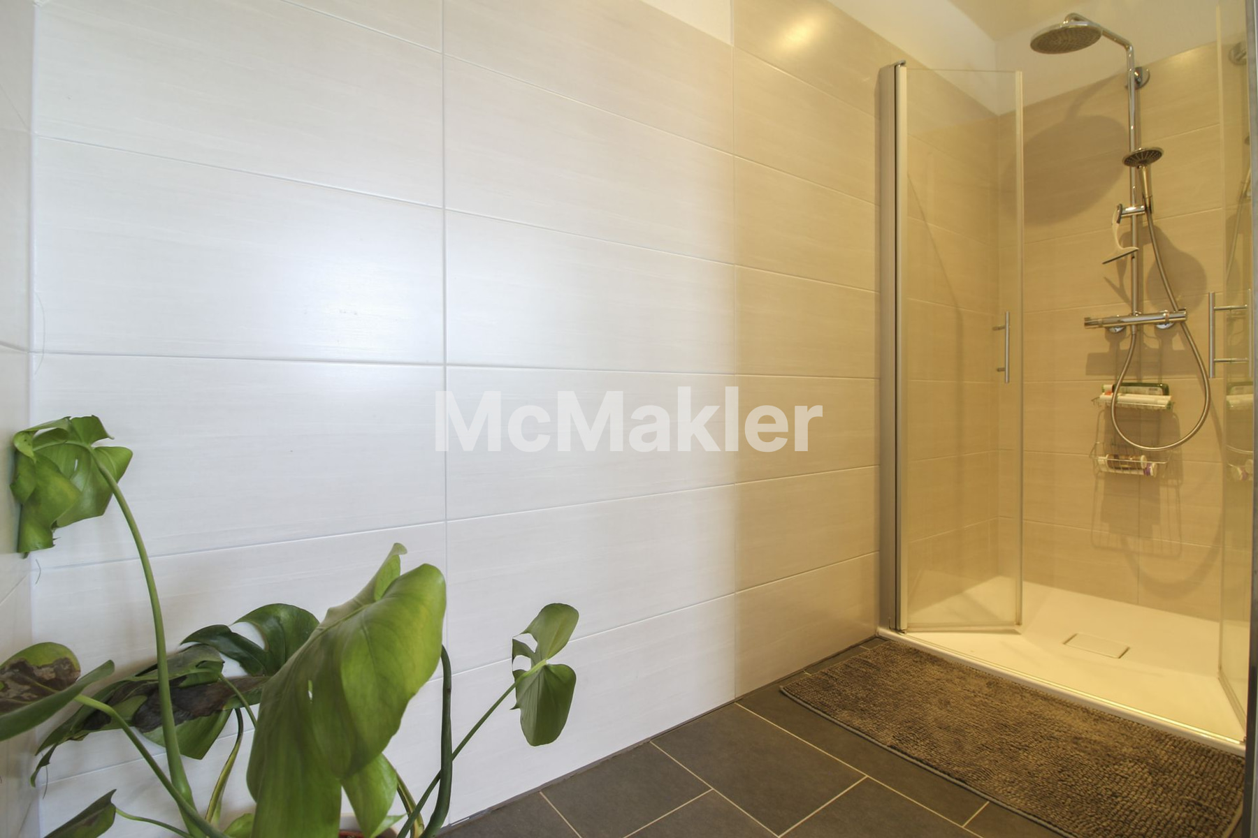 Property view 20
