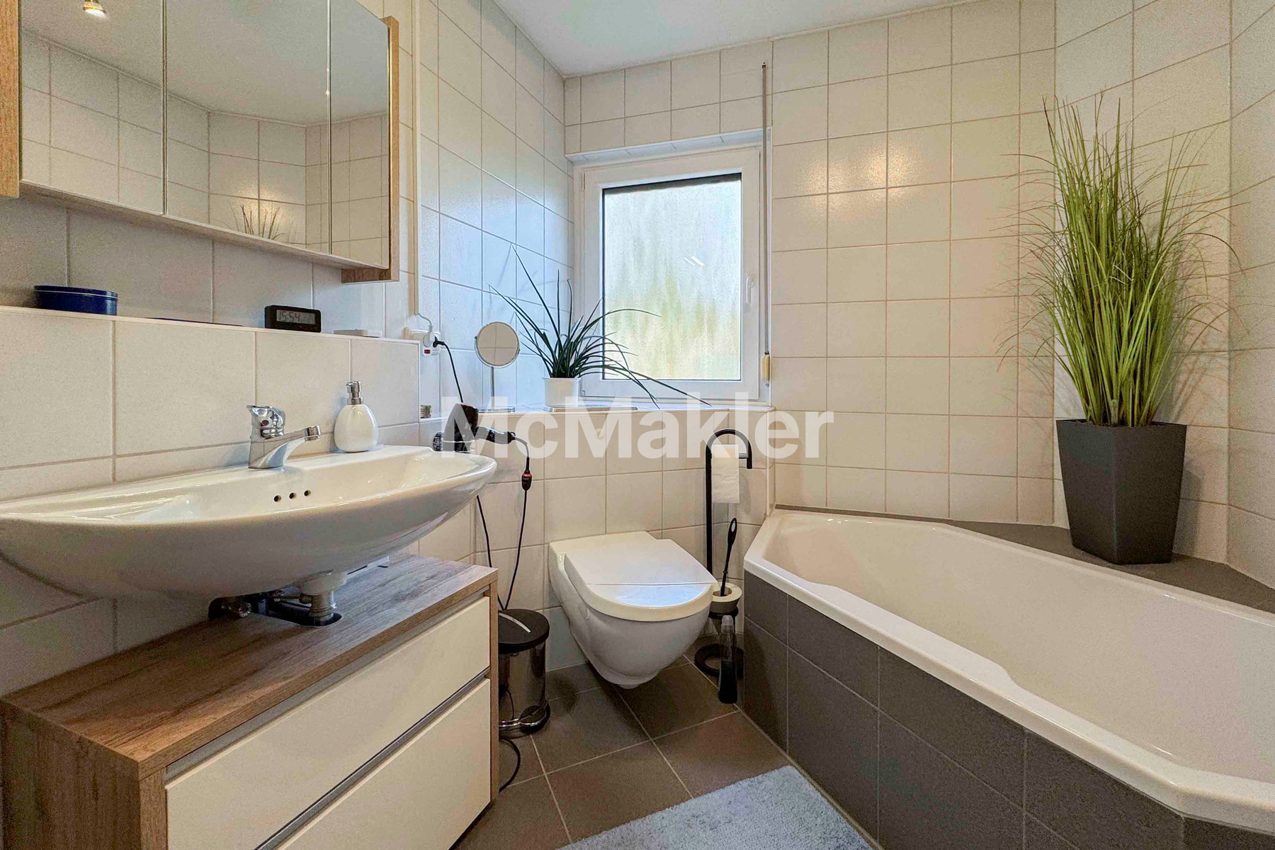 Property view 11