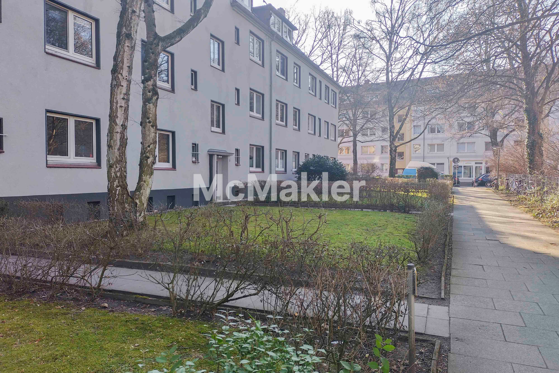 2 Zimmer in Barmbek ab 01.07.26 frei lieferbar im EG rechts (46qm) + eigener großer Garten (44qm) 