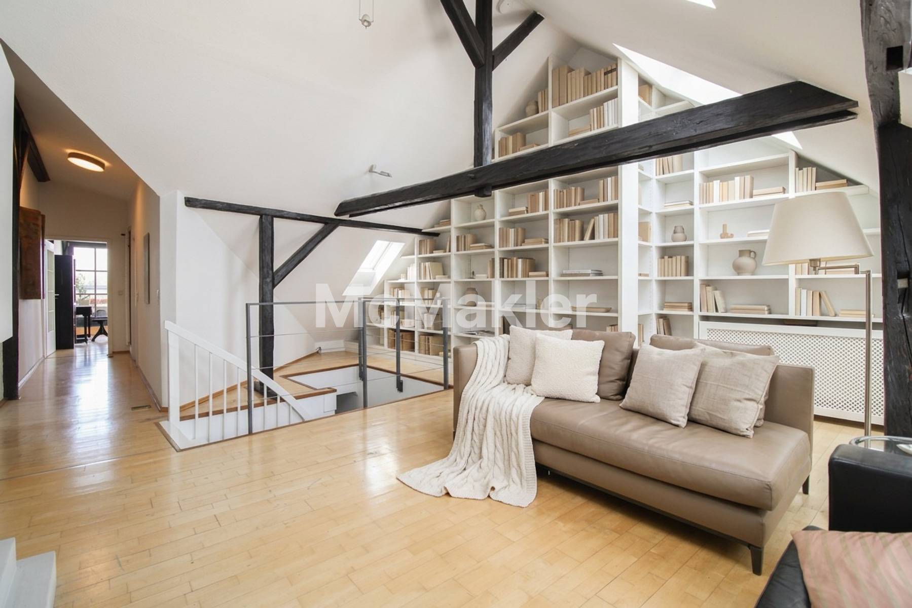 Maisonette-Traum in Frankfurt-Bockenheim mit Dachterrasse und Skylineblick 