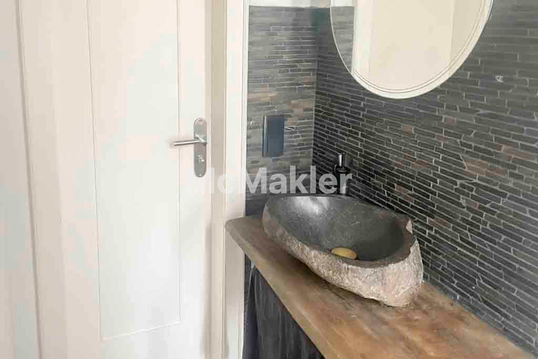 Property view 12