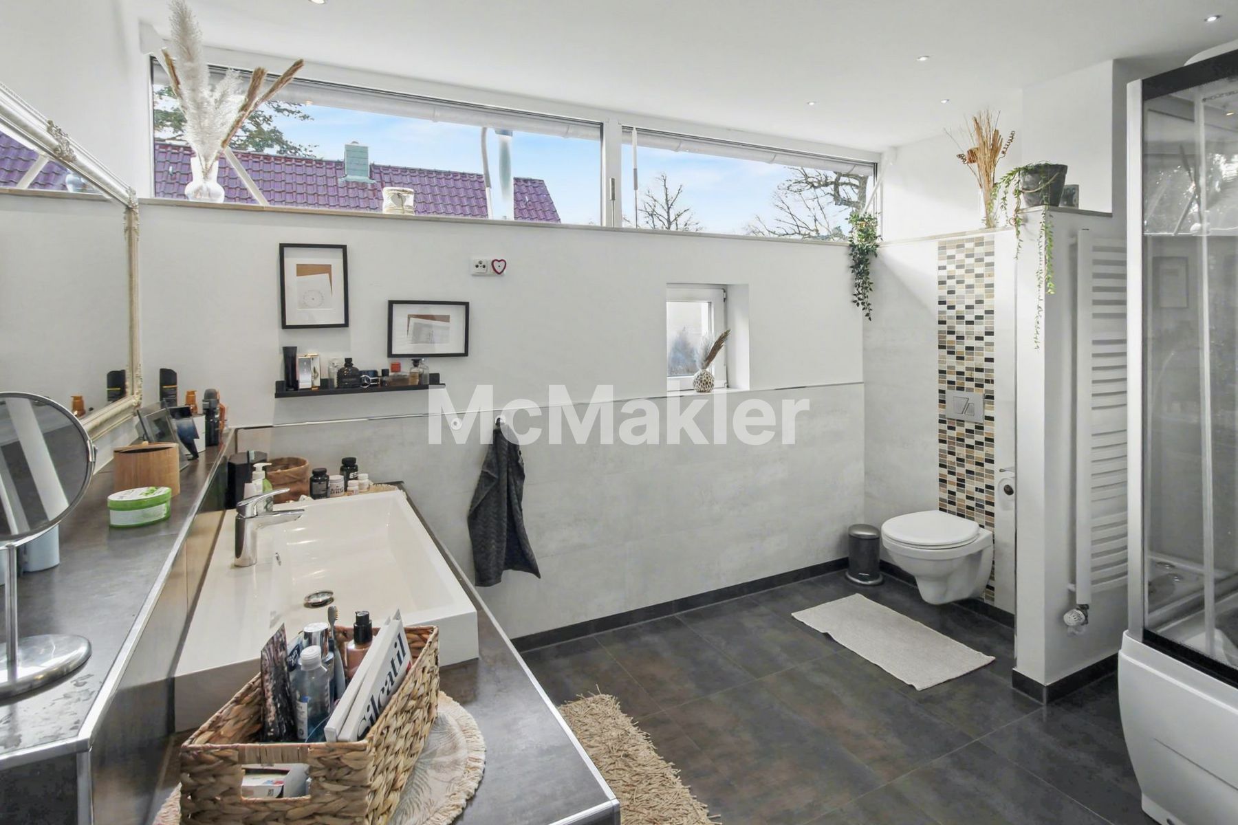 Property view 10