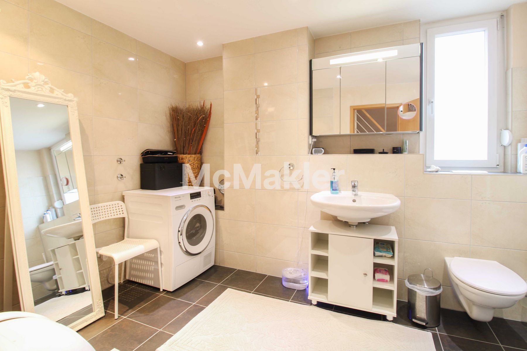 Property view 17