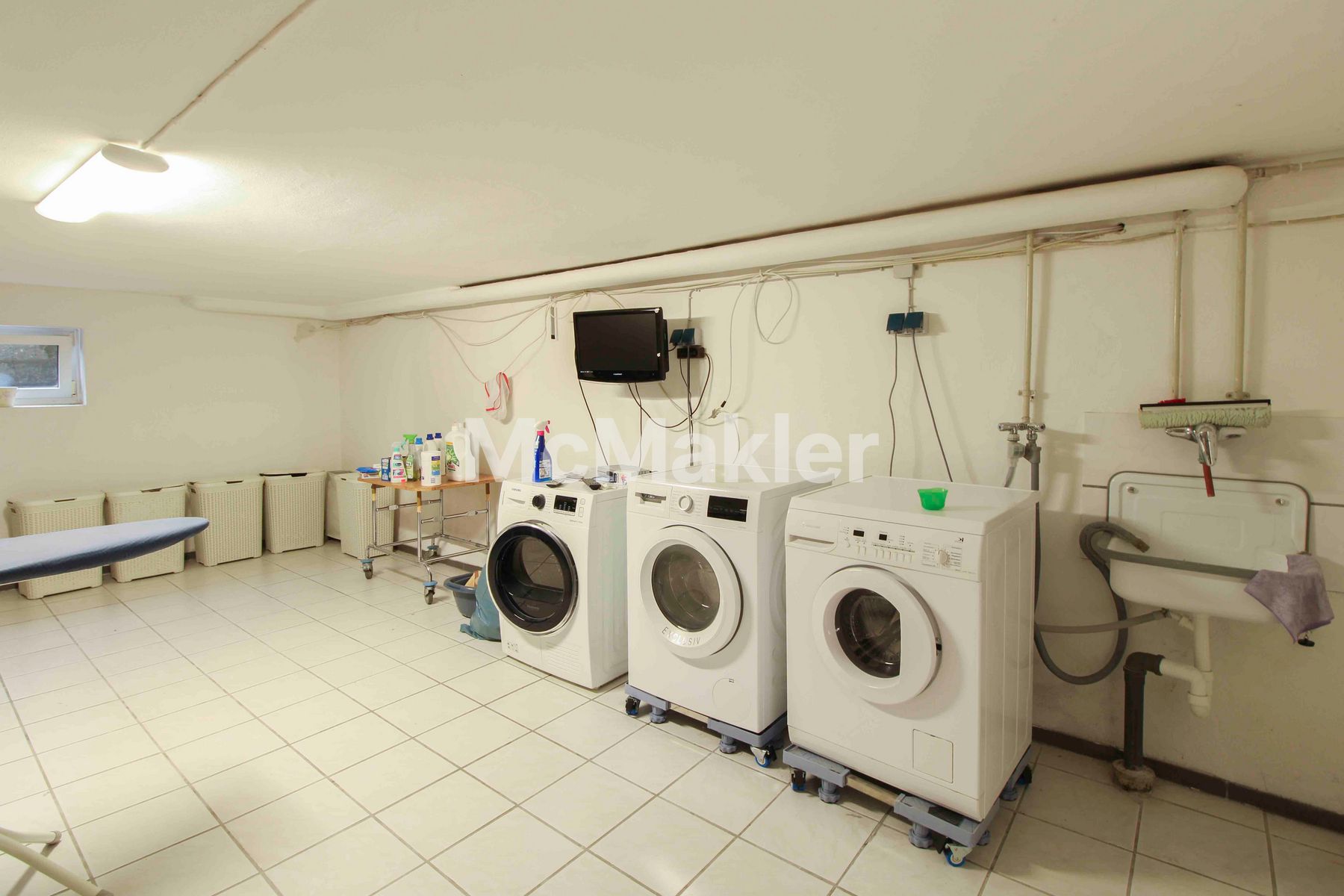 Property view 18