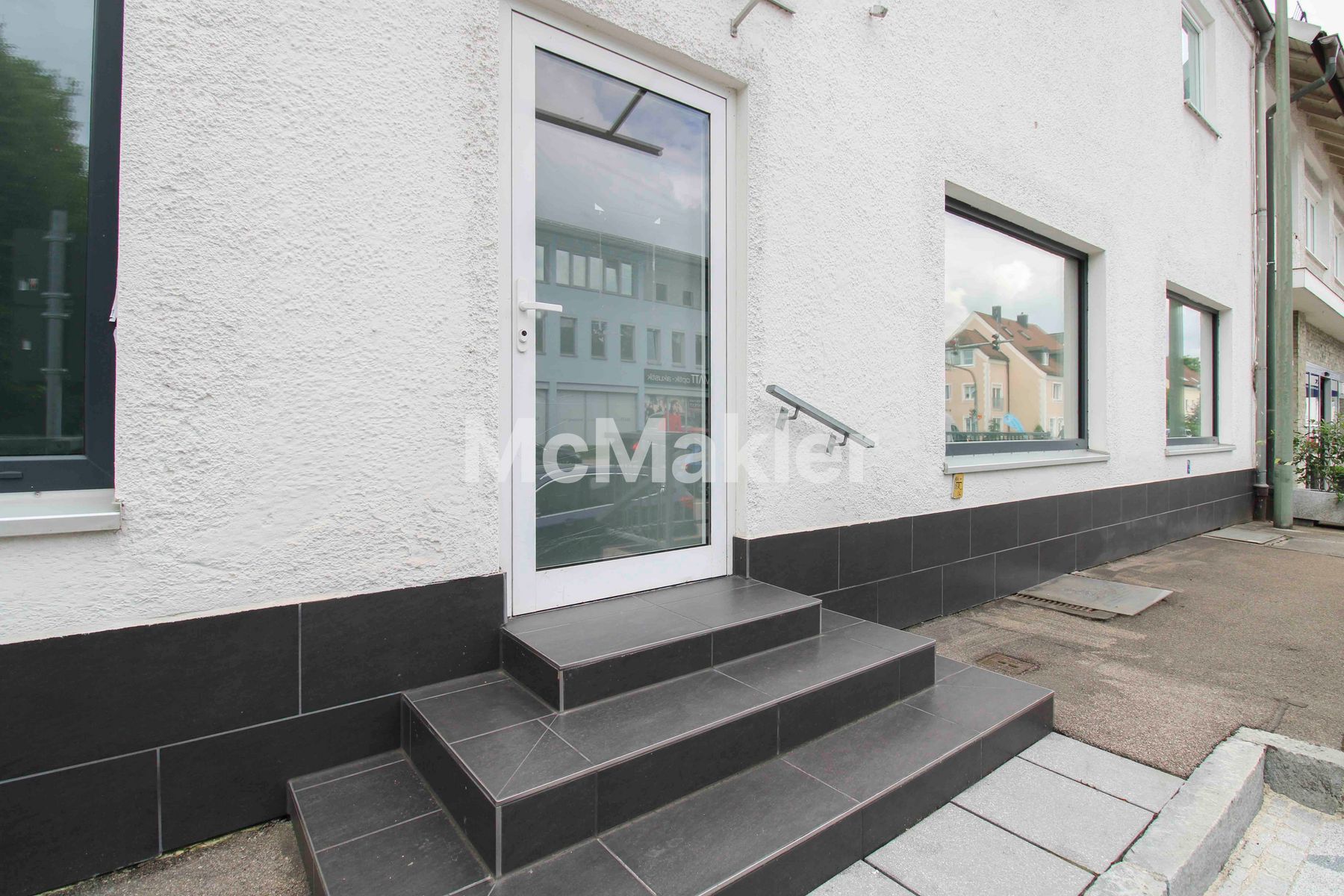 Property view 23