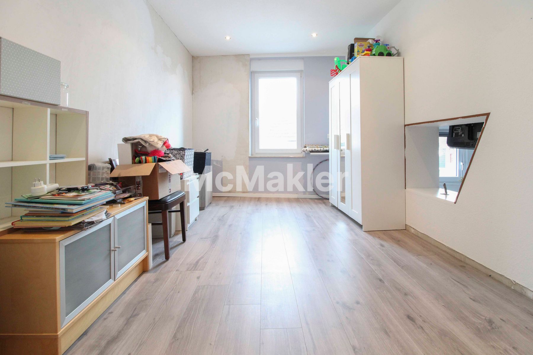 Property view 17