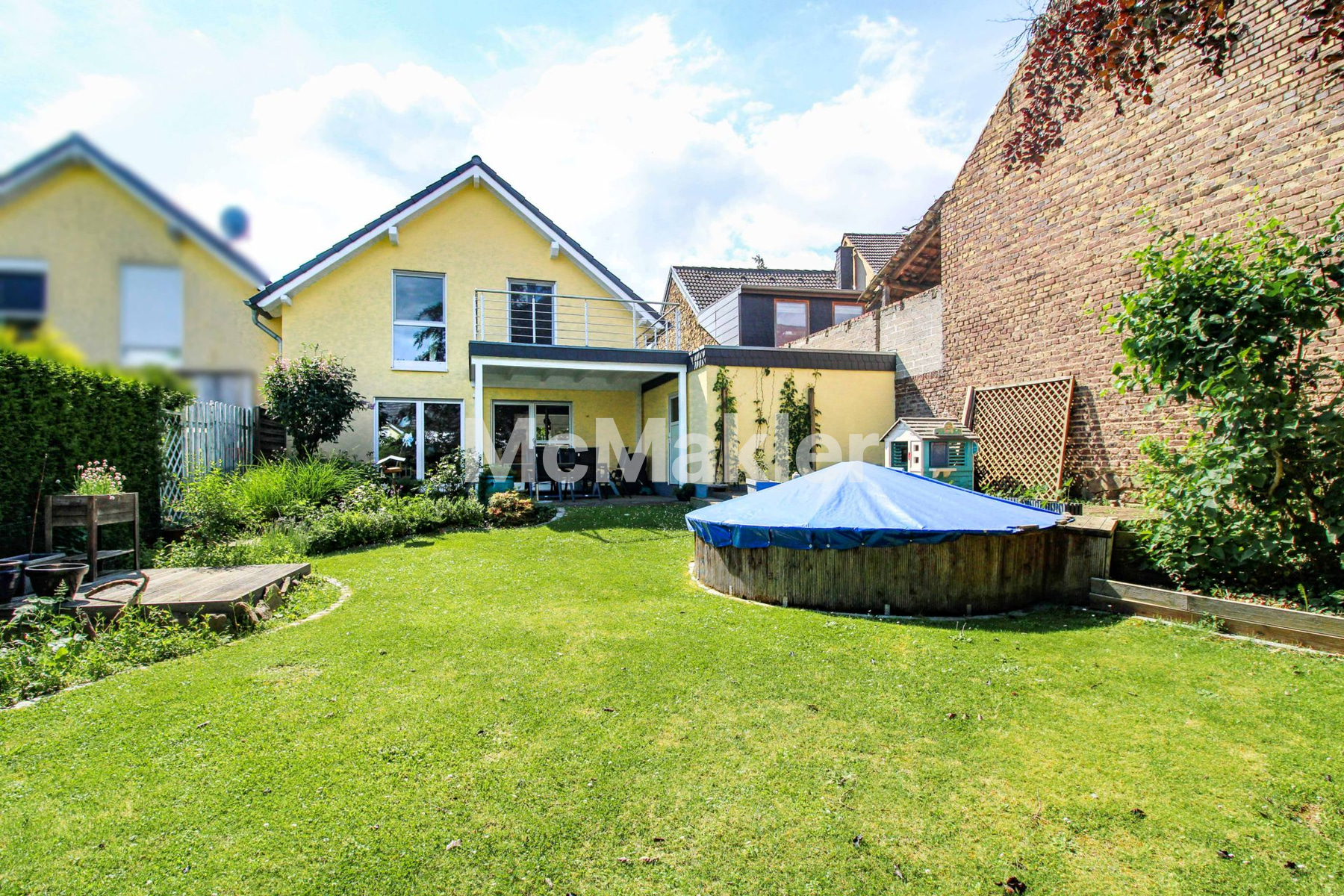 Attraktive Doppelhaushälfte mit großzügigem Garten und überdachter Terrasse – Rheinbach-Irlenbusch