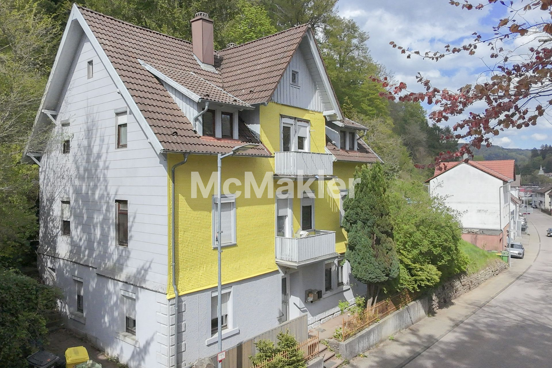 Seltenes Investmentjuwel mit 3 Einheiten, 910 m² Grundstück & starkem Entwicklungspotenzial