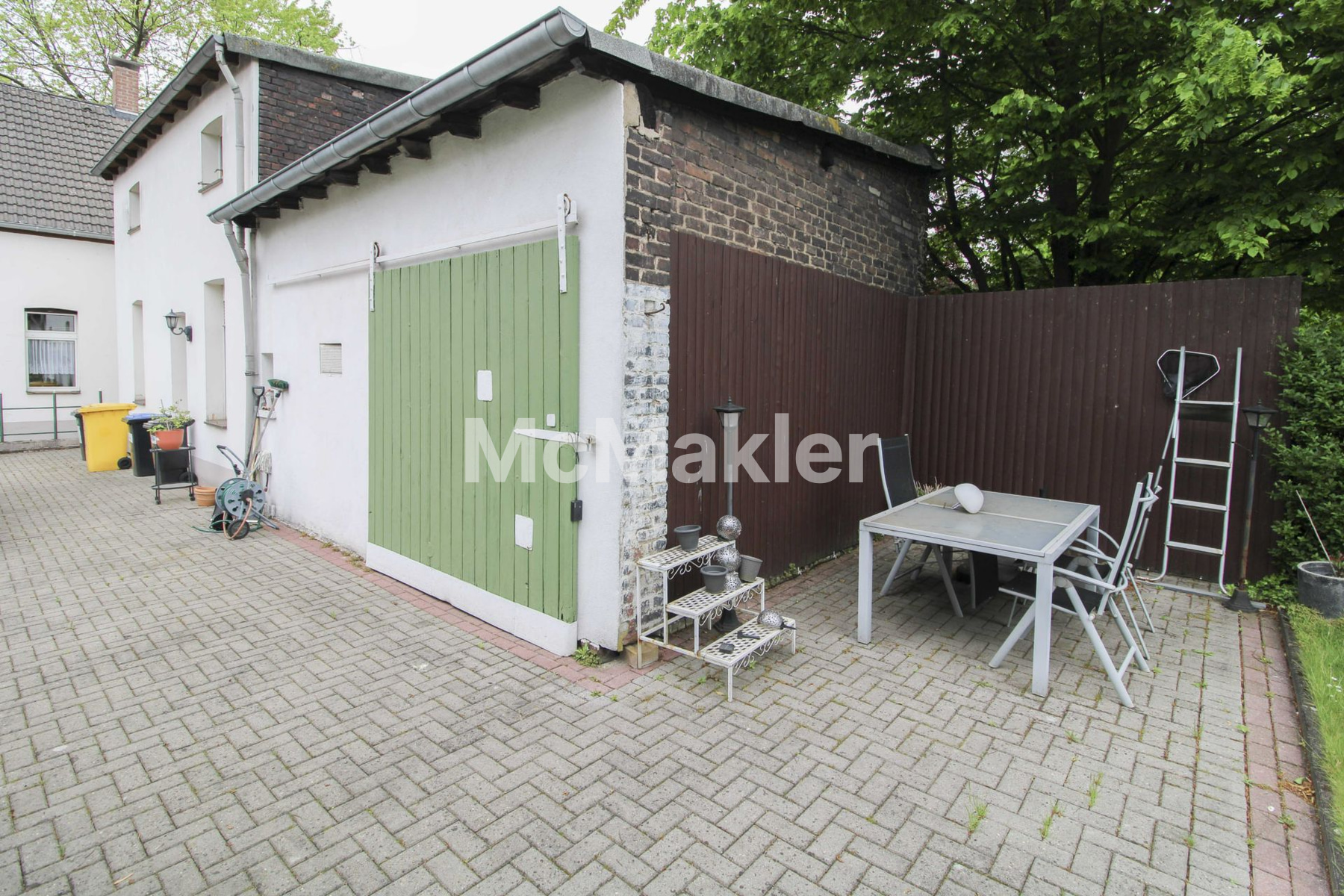 Property view 23