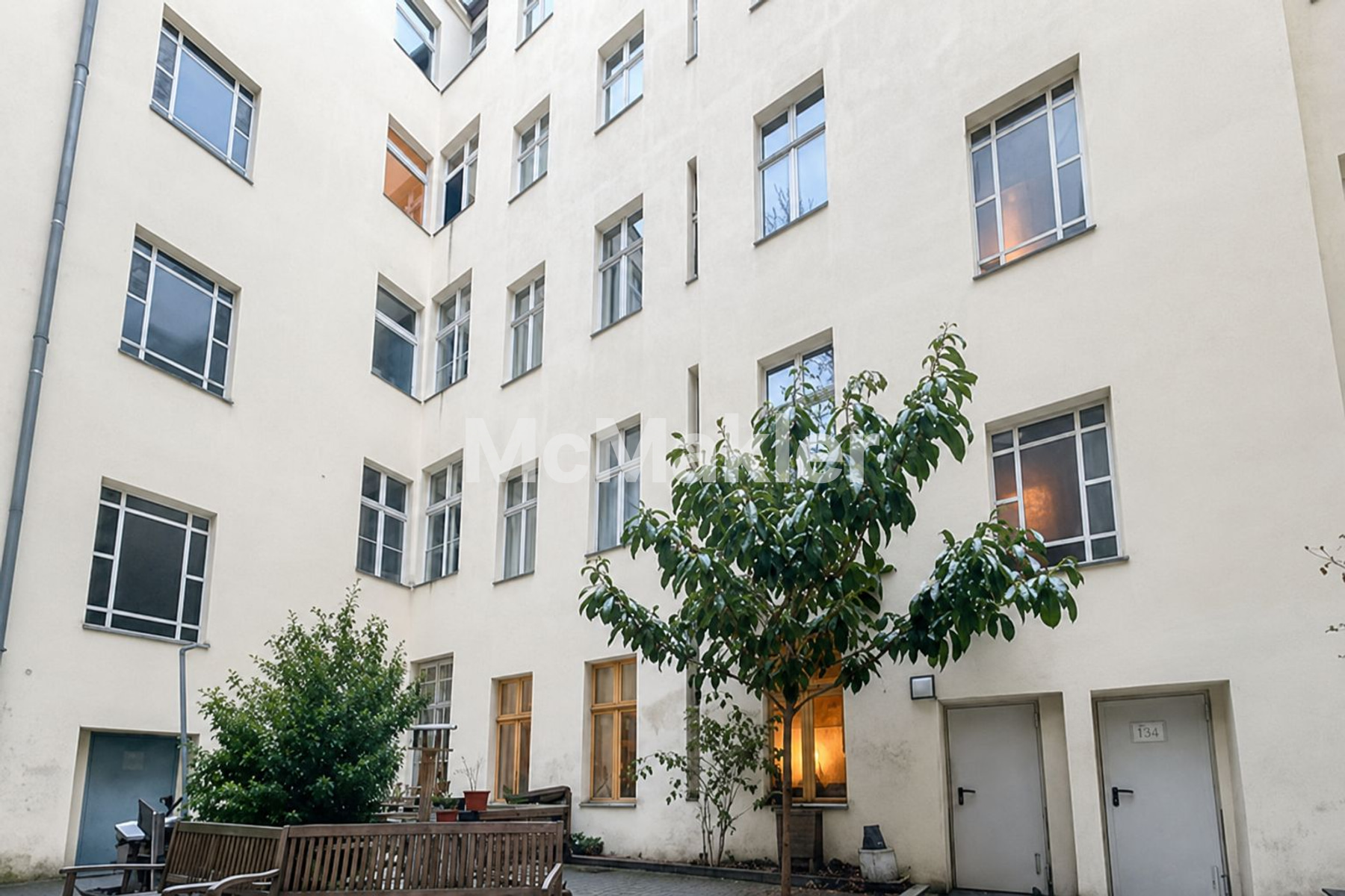 2-Zimmer-Wohnung mit großem Potenzial in zentraler Wedding-Lage