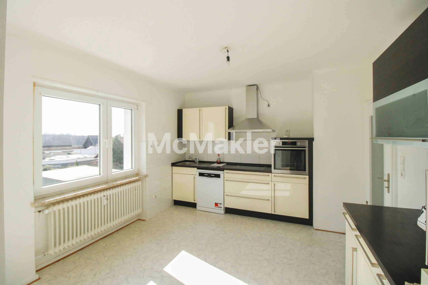 Property view 16