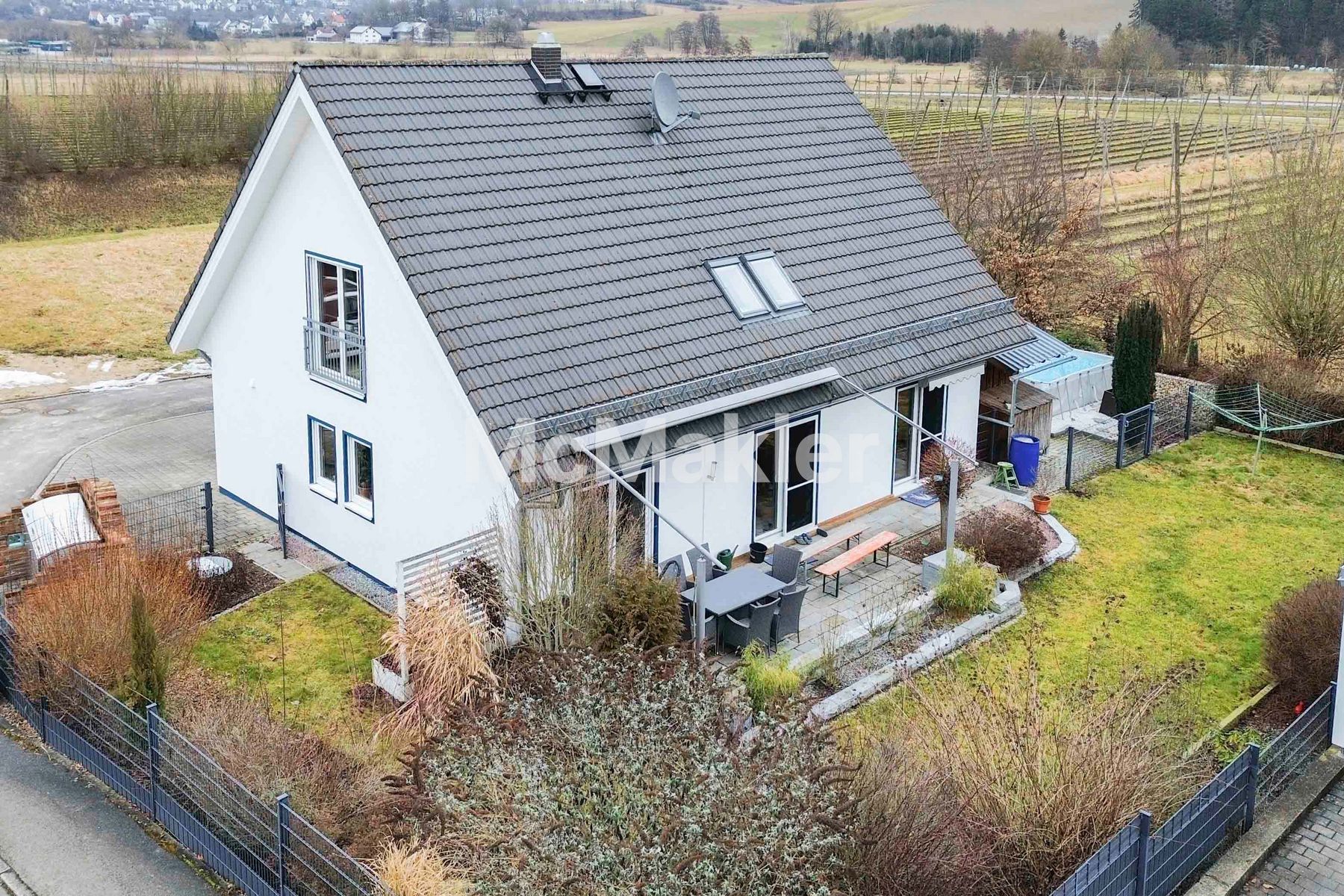 Familienfreundlich wohnen: Einfamilienhaus mit 2 Carportstellplätzen & unverbautem Blick!
