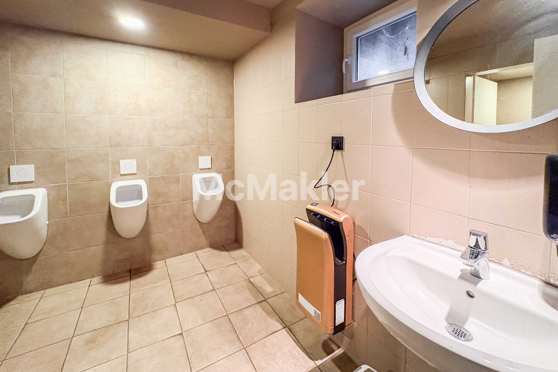 Property view 21
