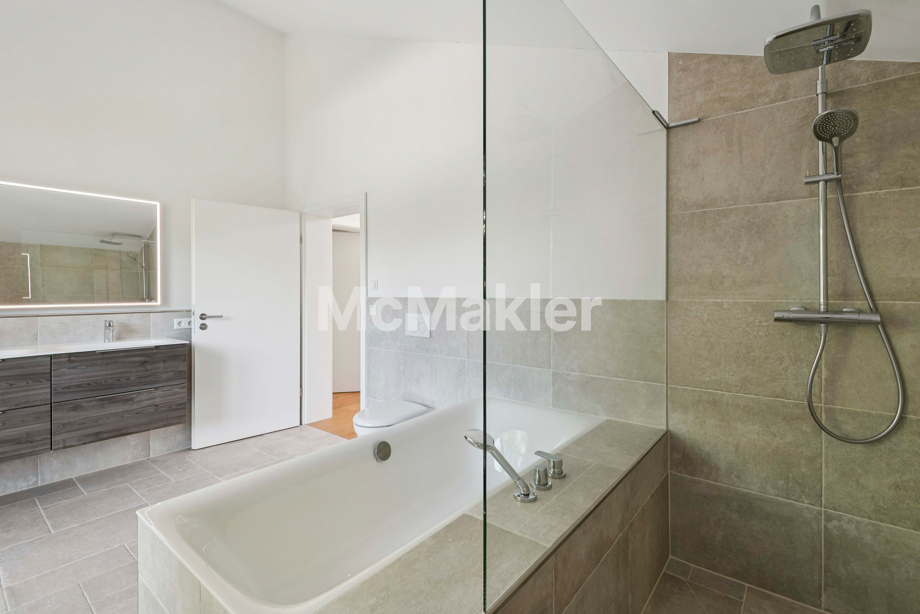 Property view 18