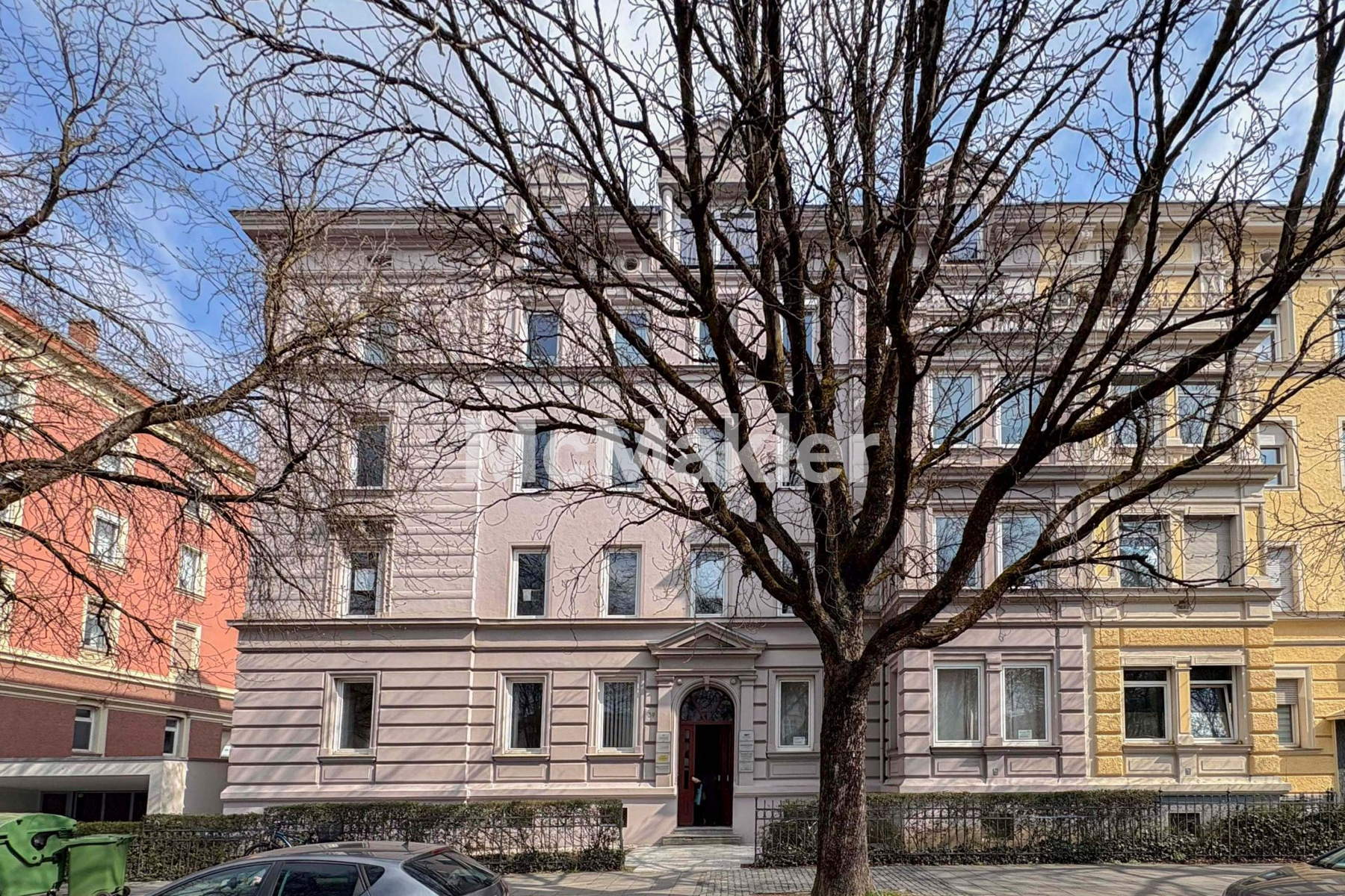 Konrad-Adenauer-Allee: Souterrainwohnung oder Gewerbe individuell gestalten  - Lage Lage Lage