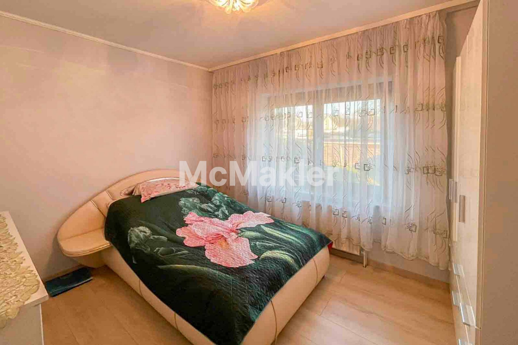 Property view 13