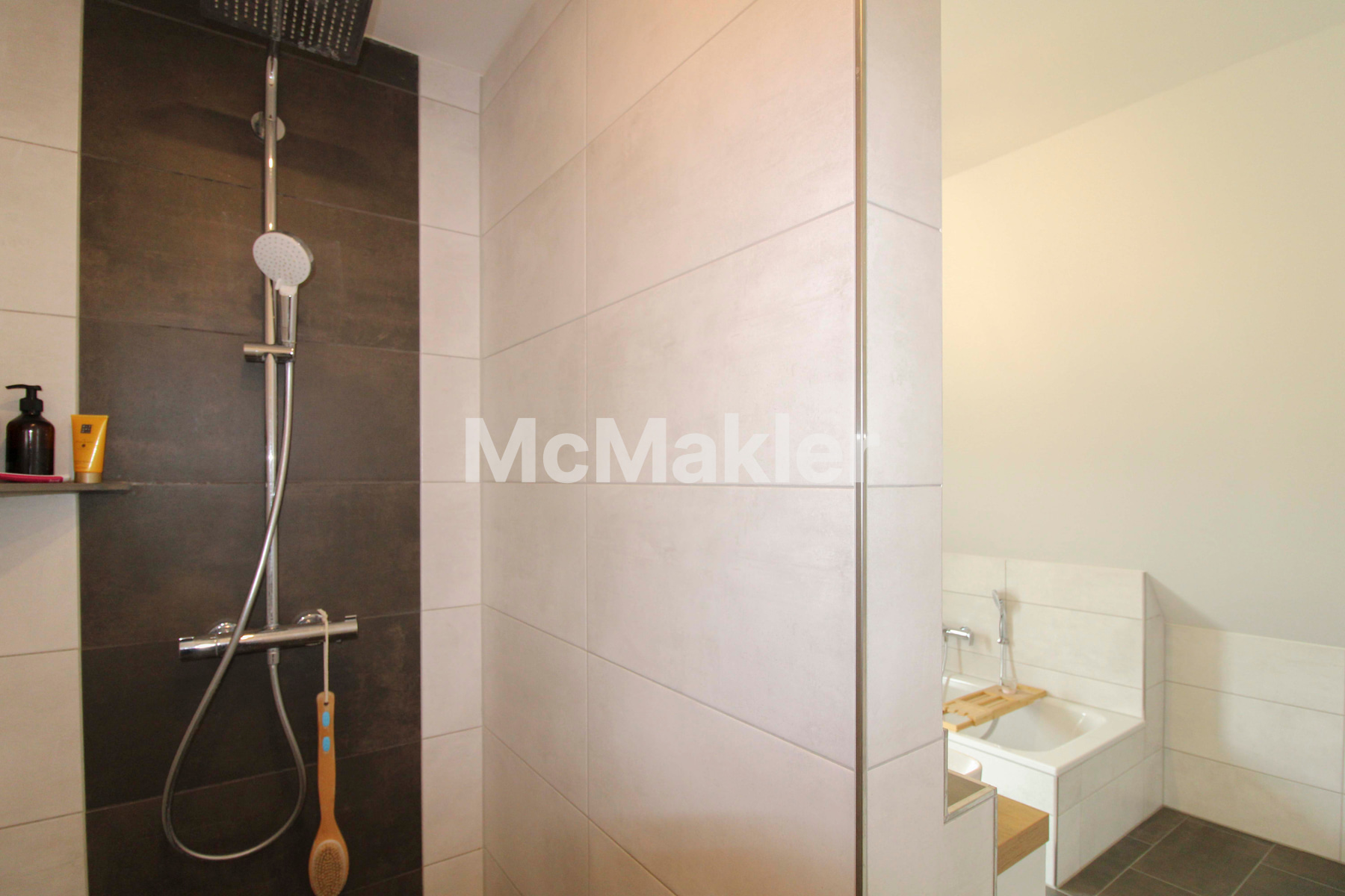 Property view 11