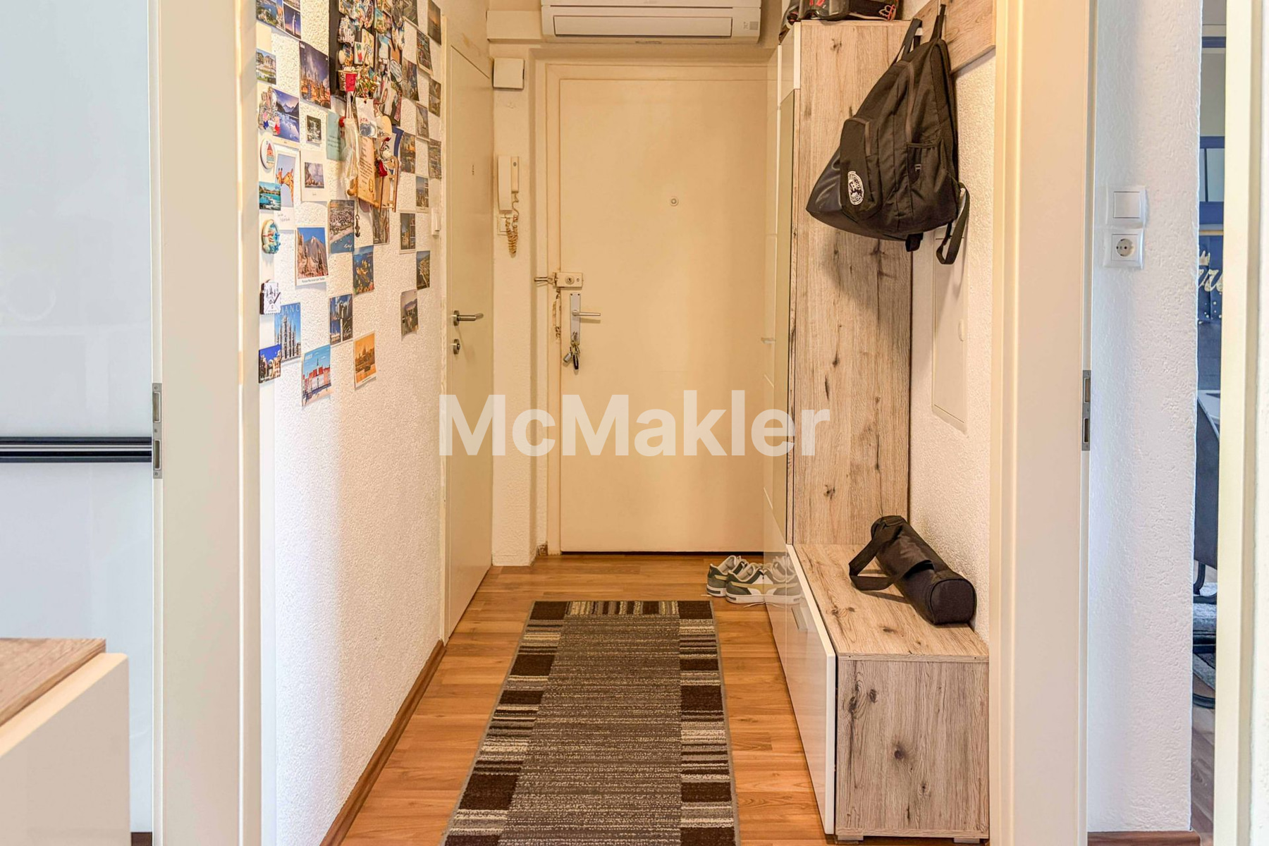 Gut aufgeteilte 3 Zimmerwohnung mit Balkon in den Innenhof.