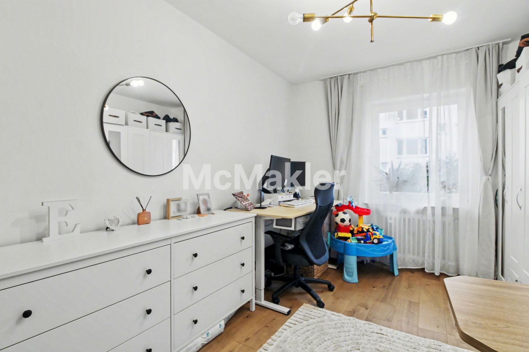 Property view 11