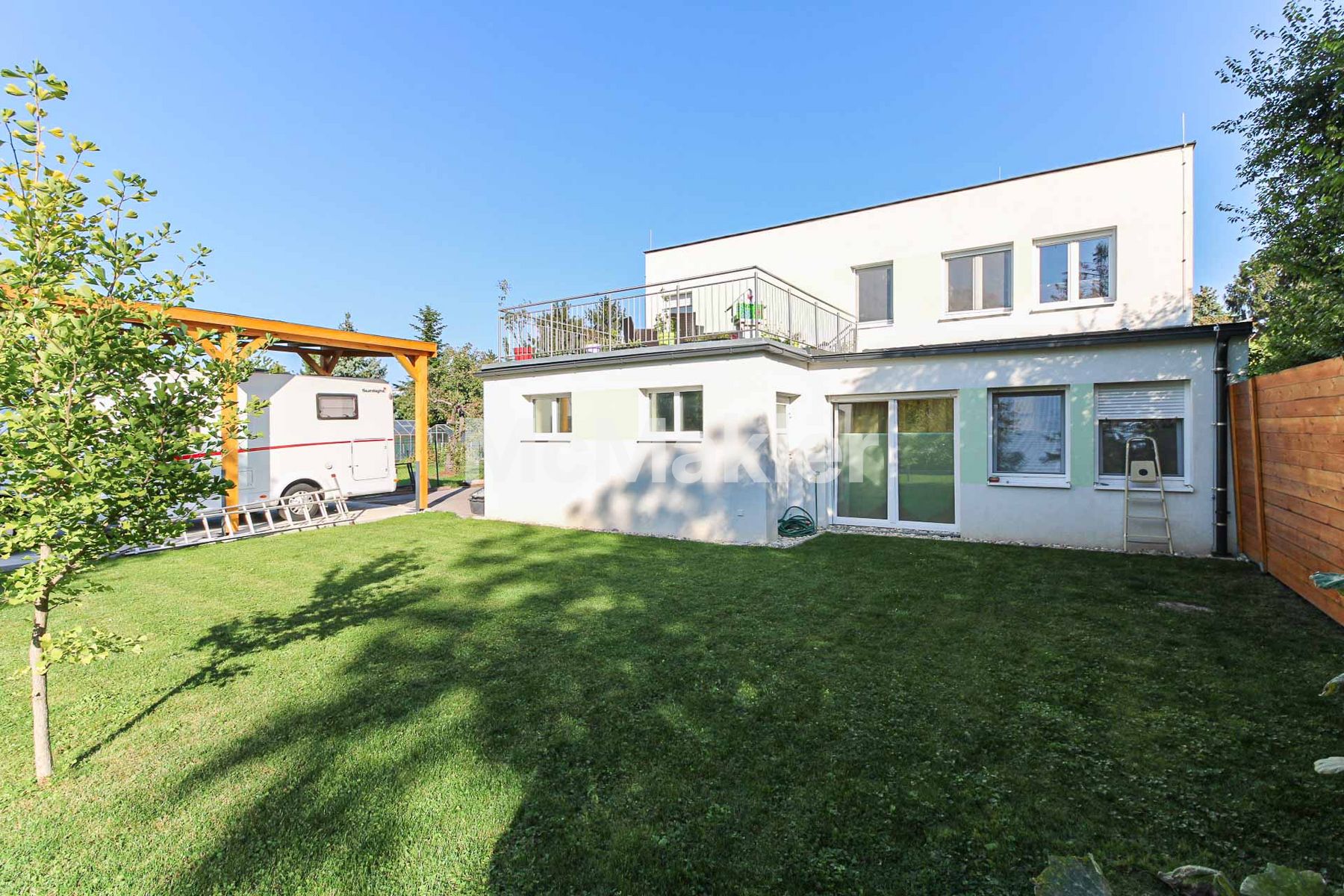 Property view 0