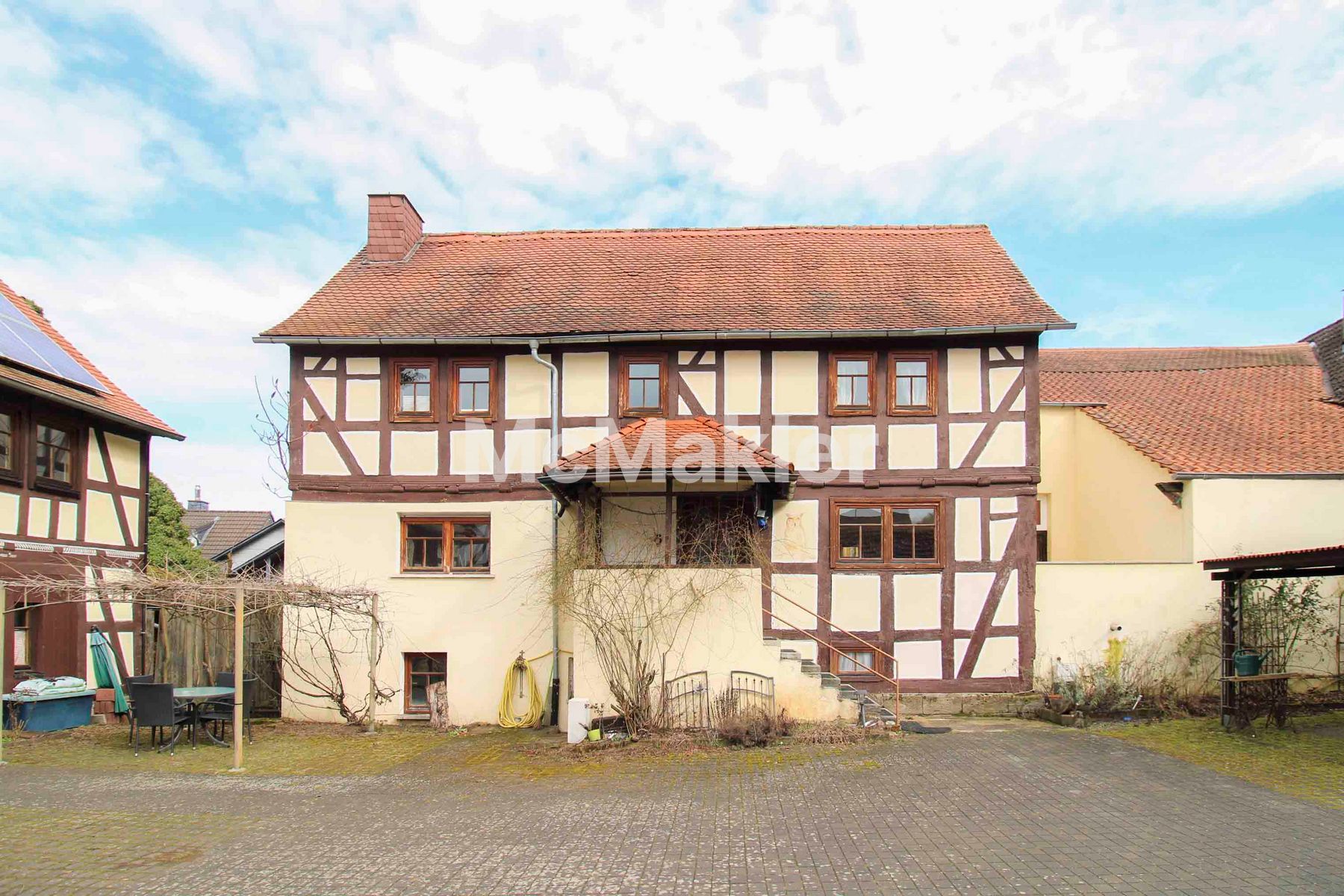 Charmantes Fachwerkhaus in Wetter-Amönau – Wohnen mit Charakter und modernem Komfort