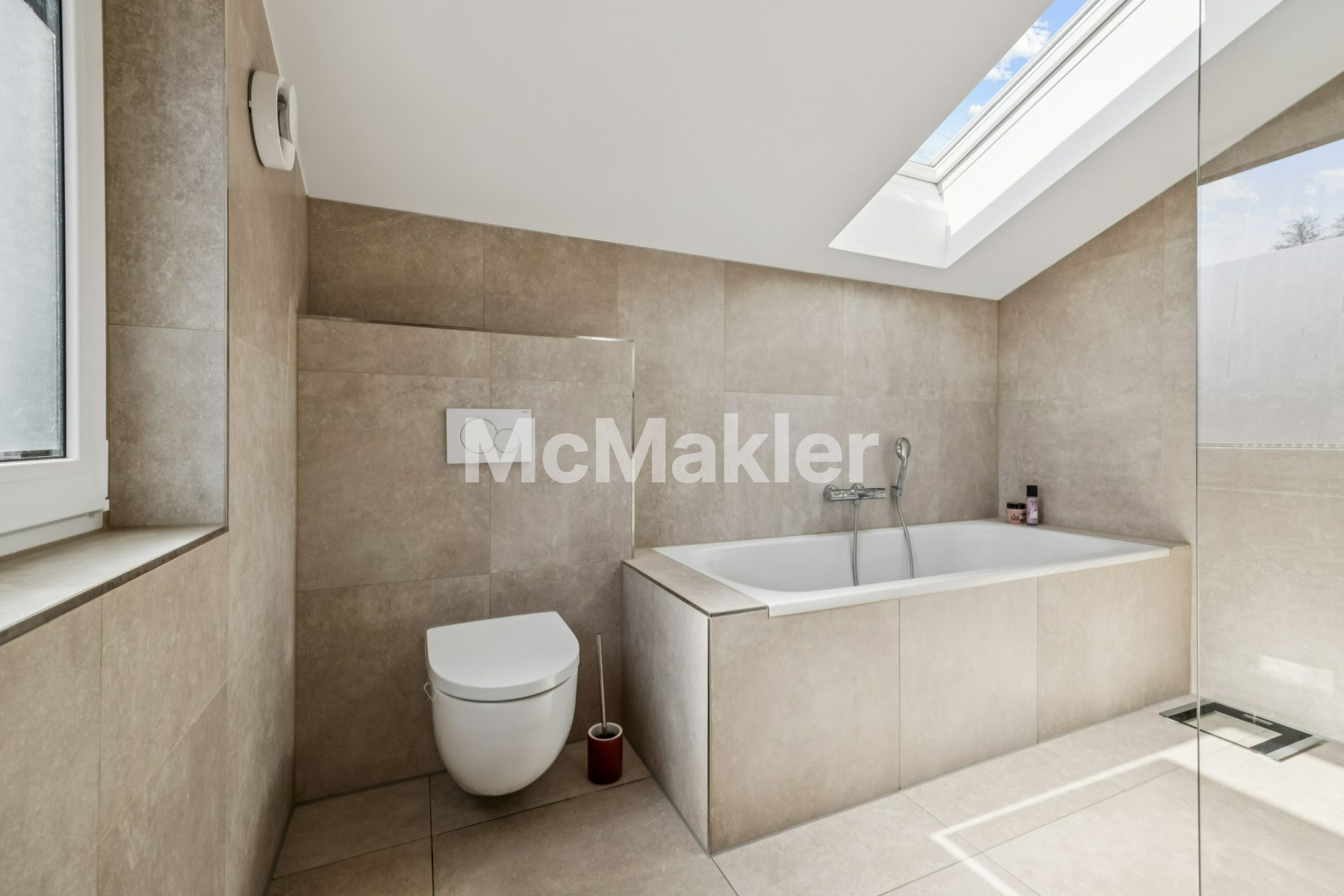 Property view 13