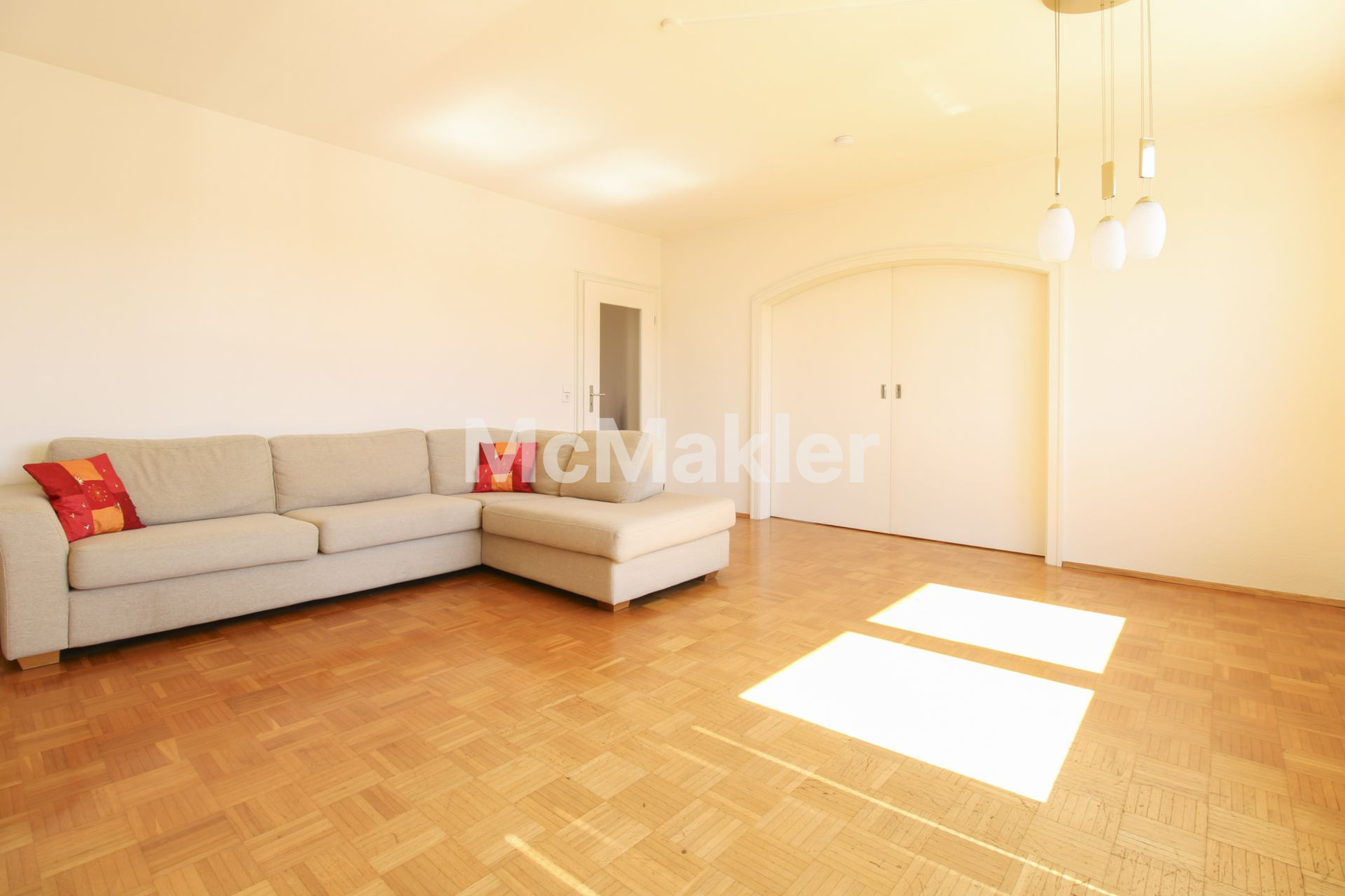 Lichtdurchflutete 3-Zimmer-Wohnung in Mühlheim am Main mit Südbalkon: Ruhig & Zentral