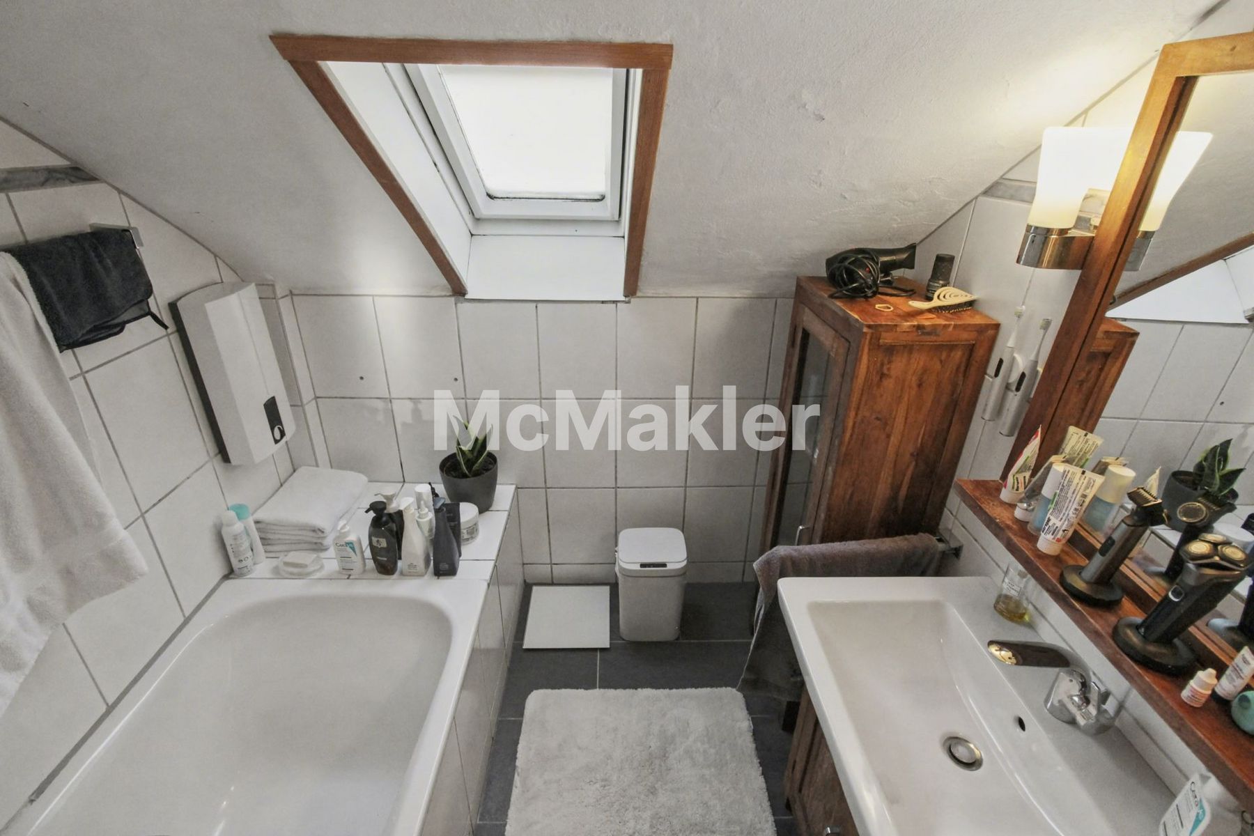 Property view 11