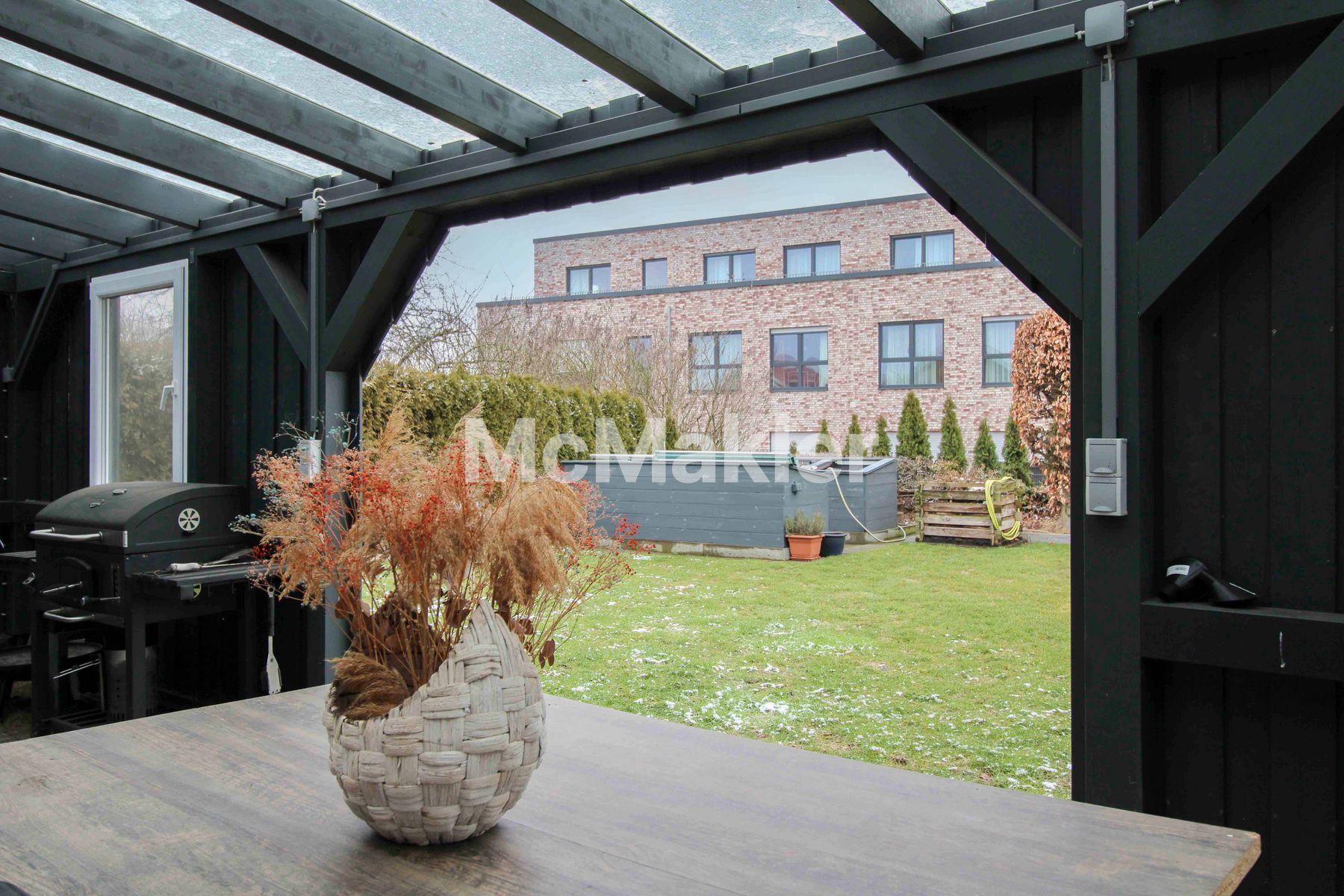 Property view 16