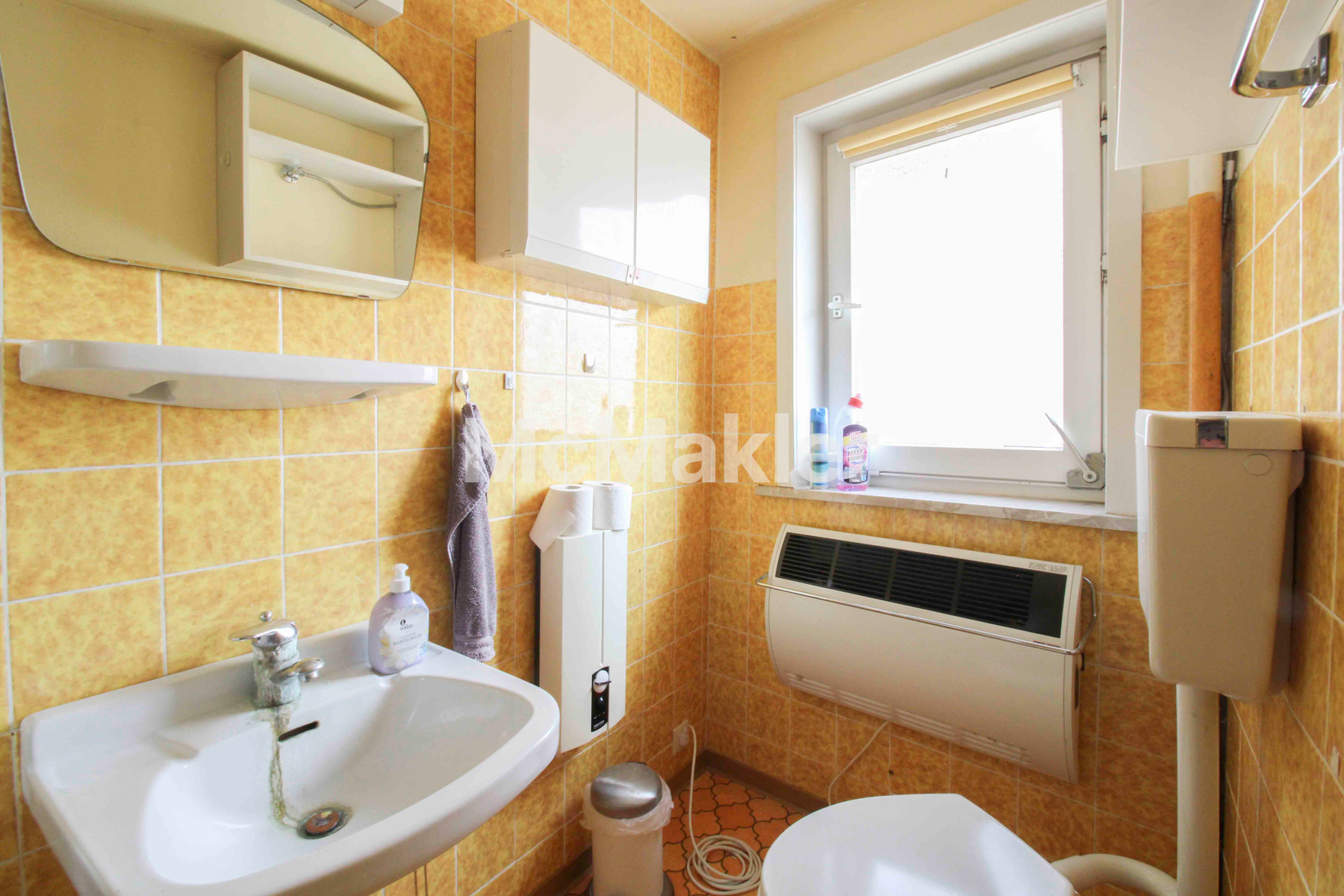 Property view 12