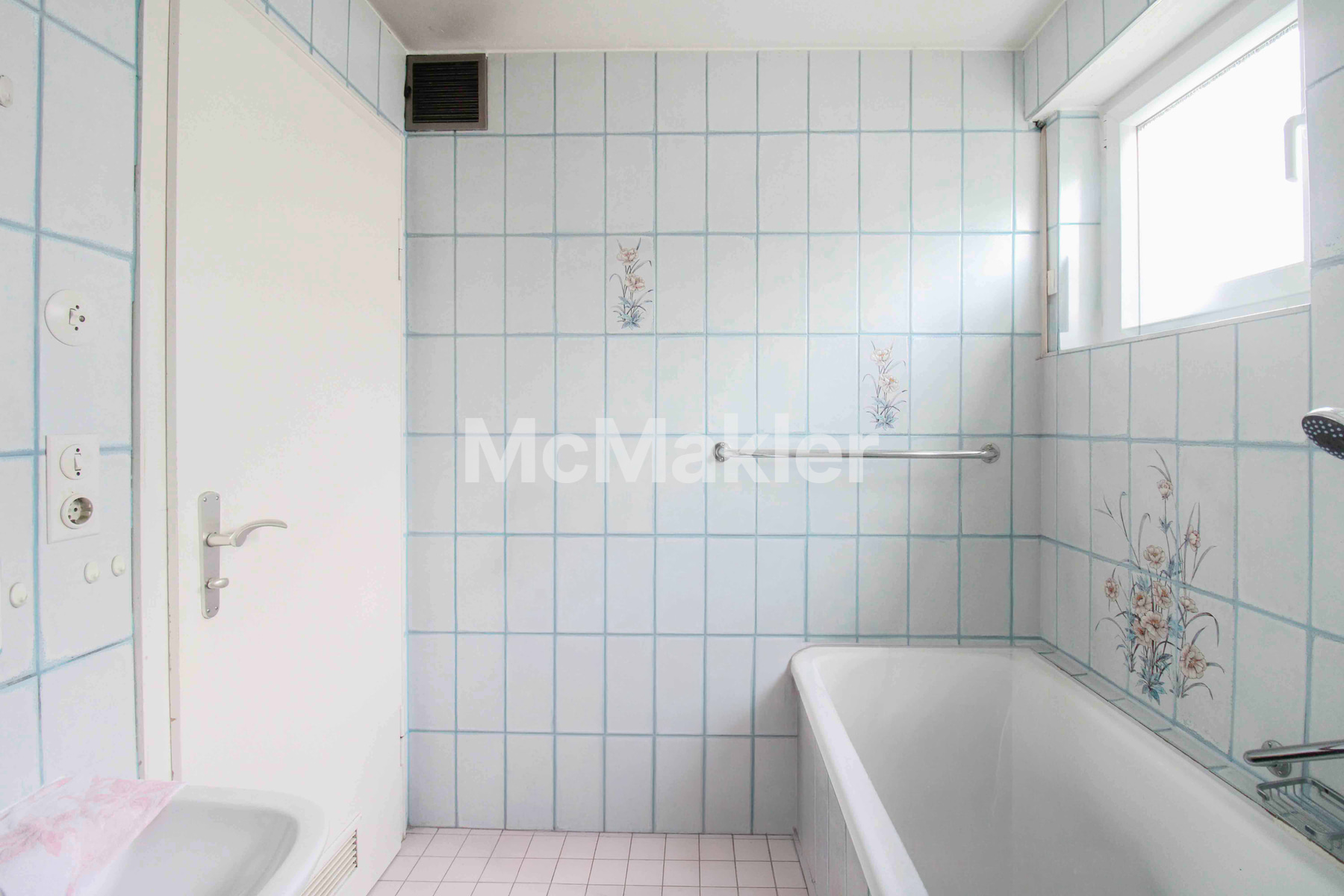 Property view 16