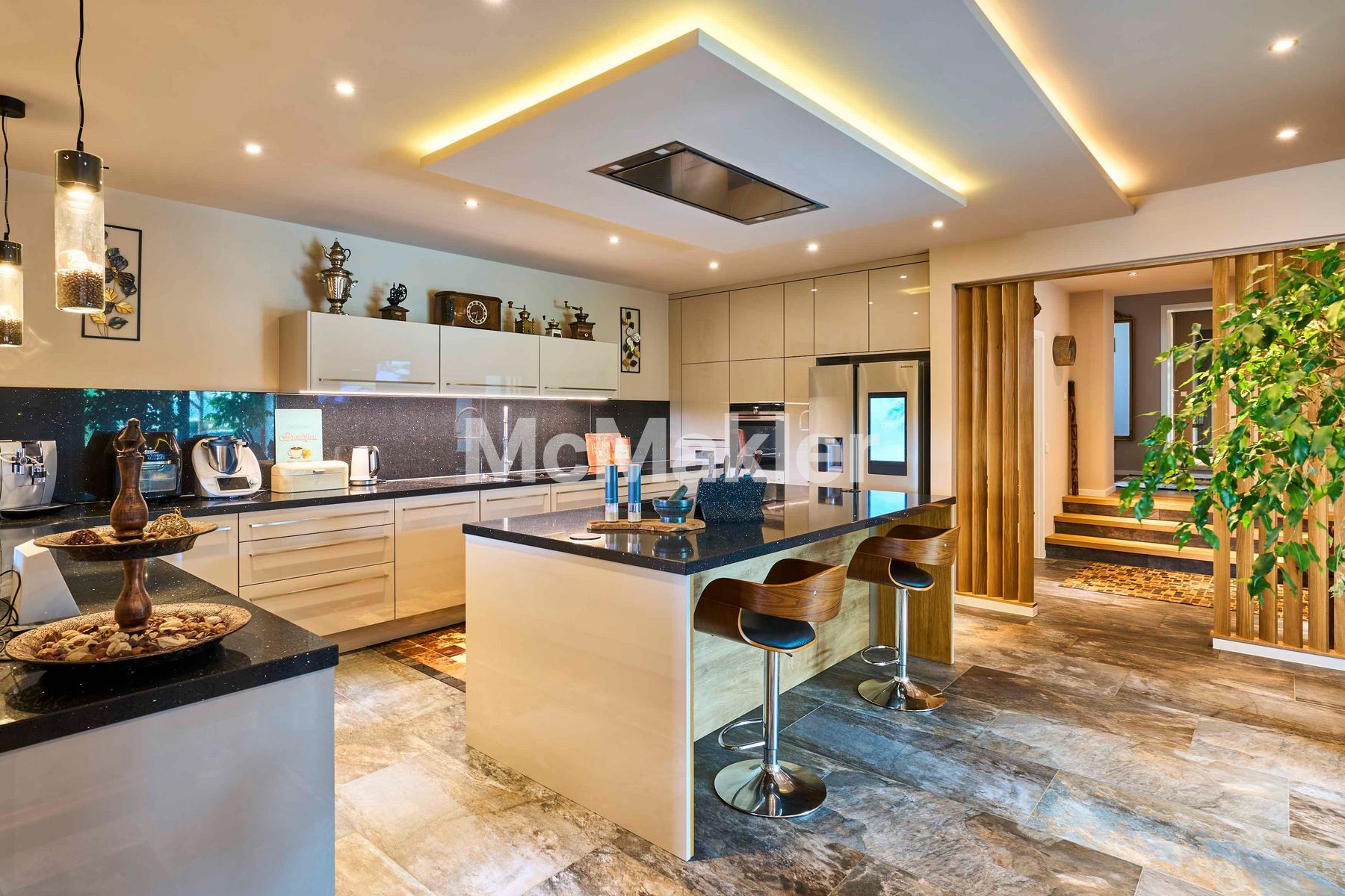 Property view 0