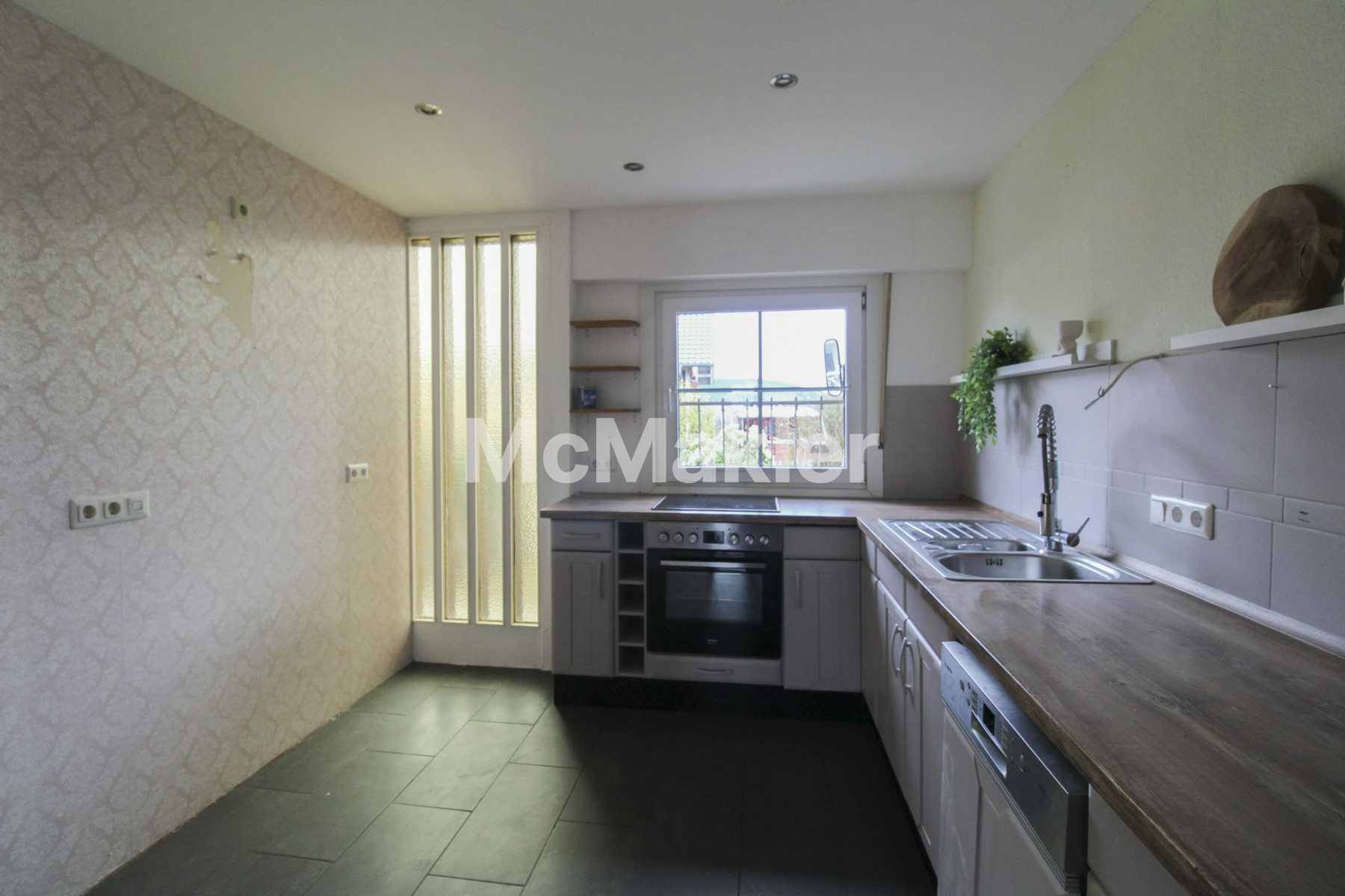 Property view 4