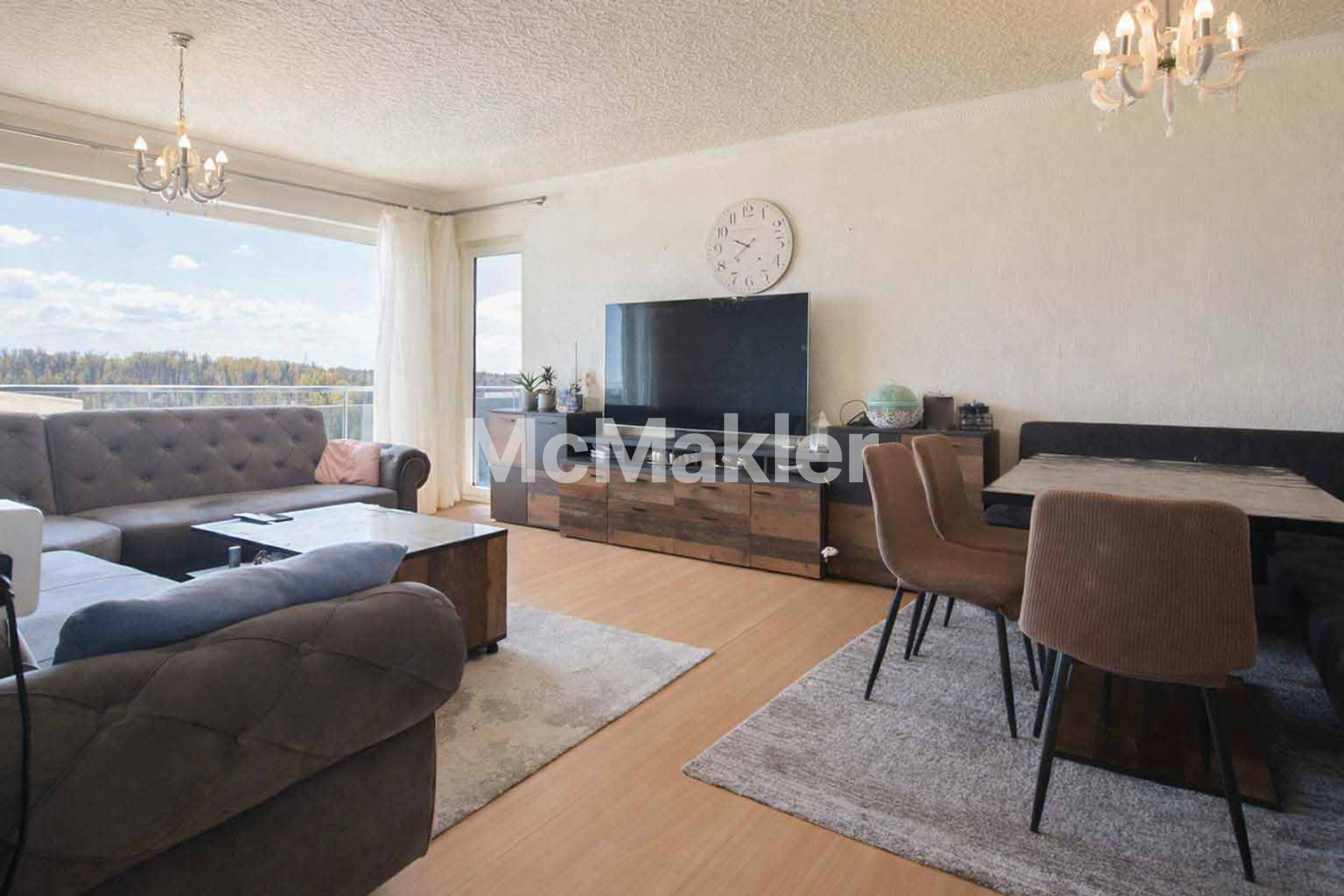 Viel Platz für Familienleben – 4-Zimmer-Wohnung mit großer Loggia