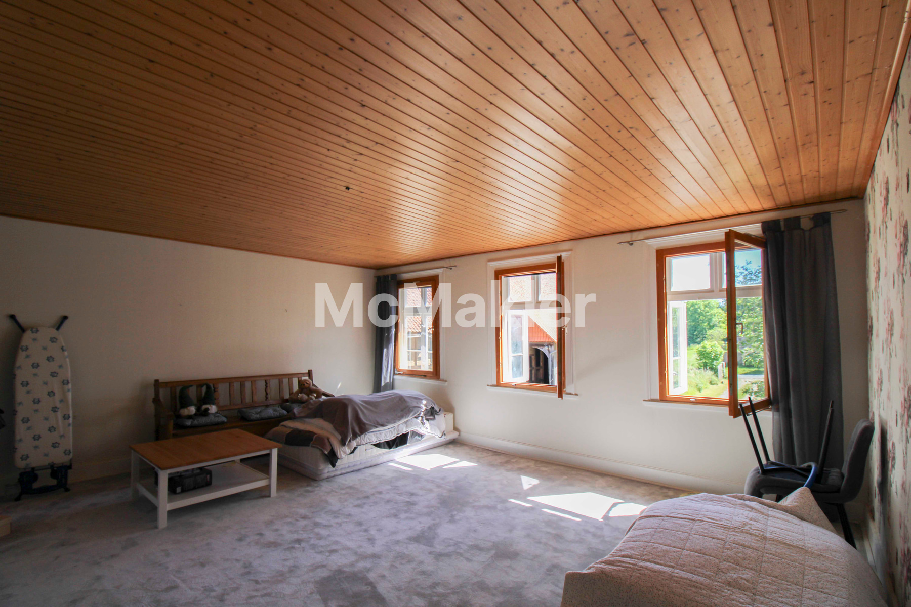Property view 11