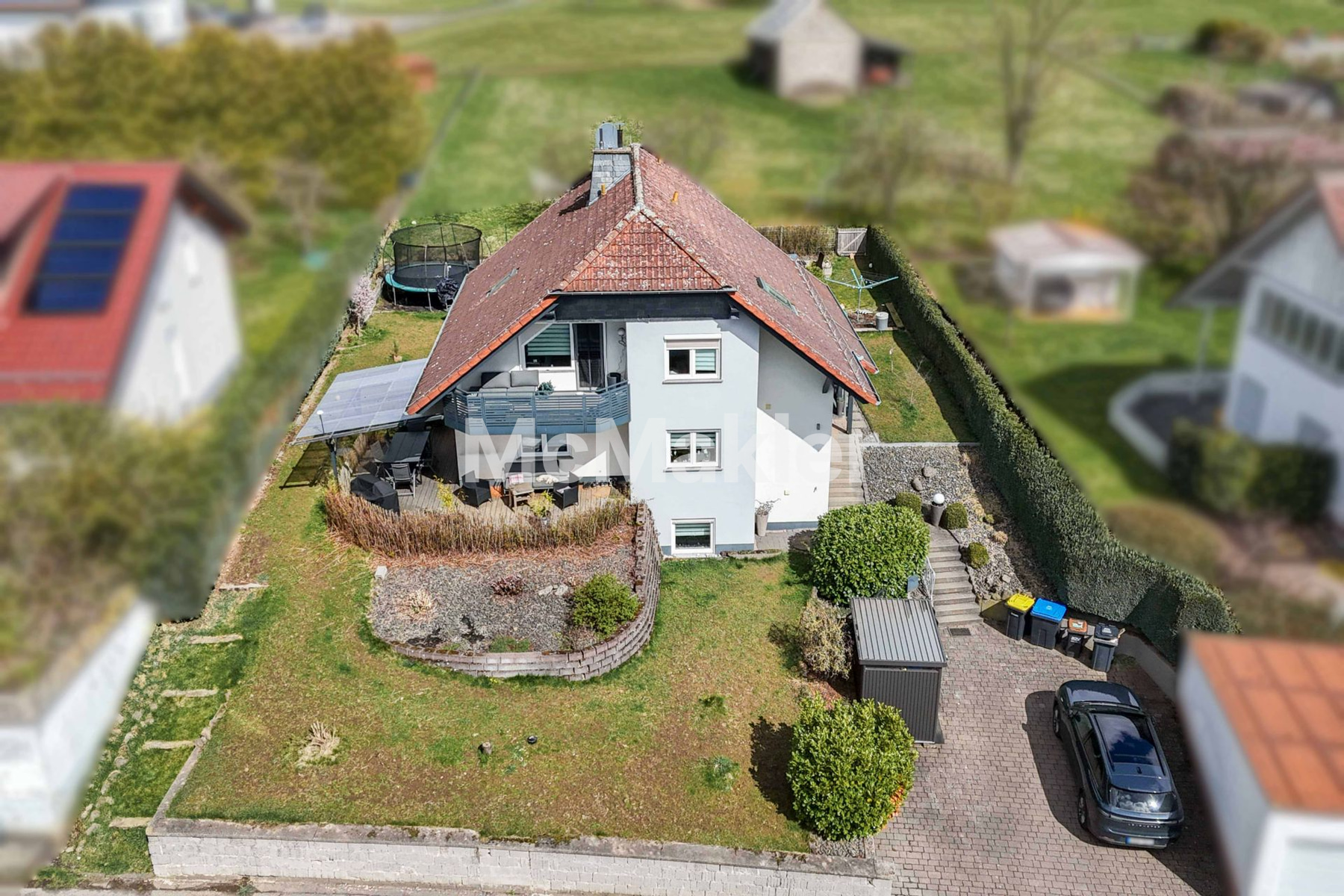 Großzügiges EFH mit Garten, Balkon & Kamin – modernisiert & familienfreundlich