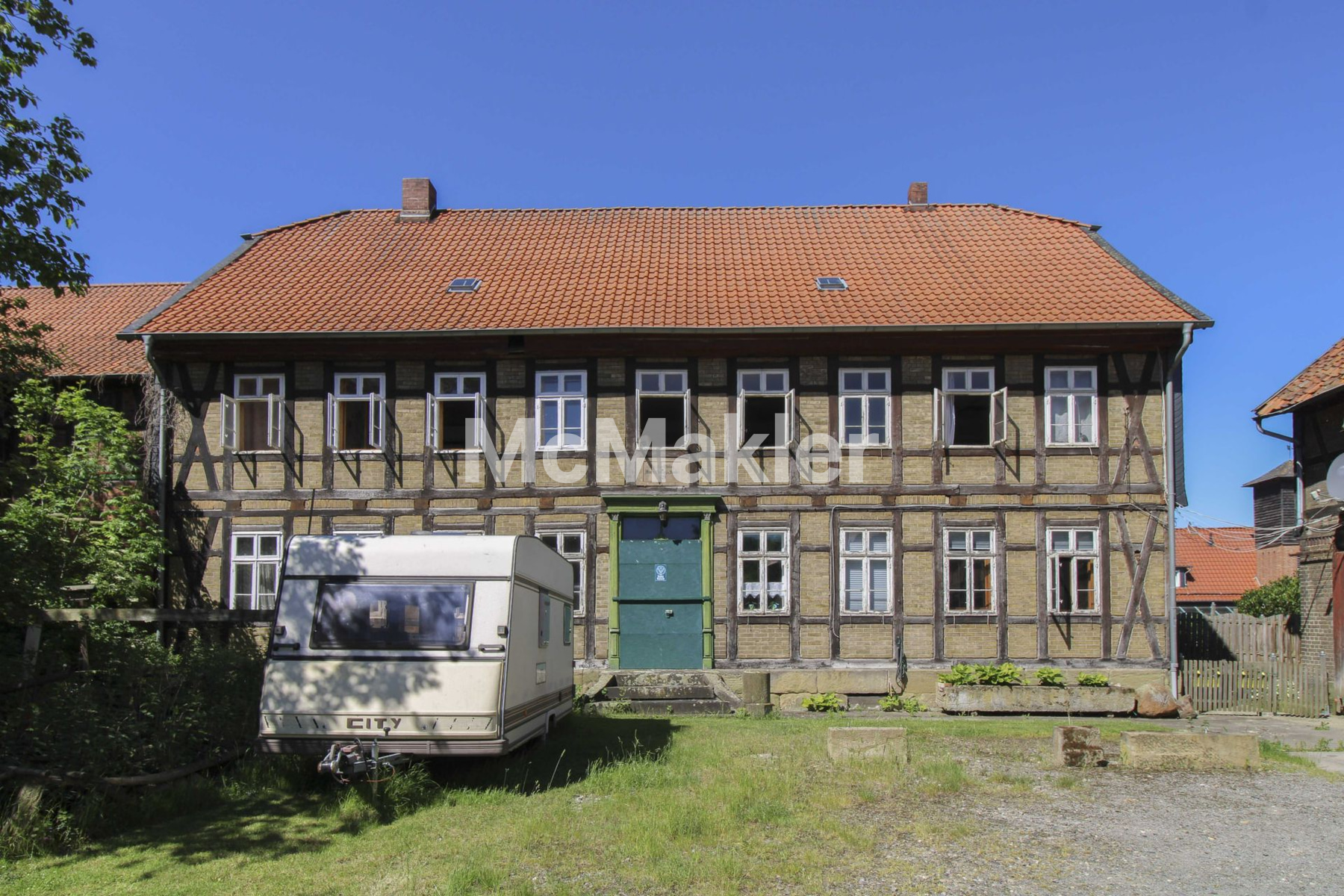 Historischer Resthof - denkmalgeschütztes Anwesen mit Charme und Weide. Optimal zur Pferdehaltung.
