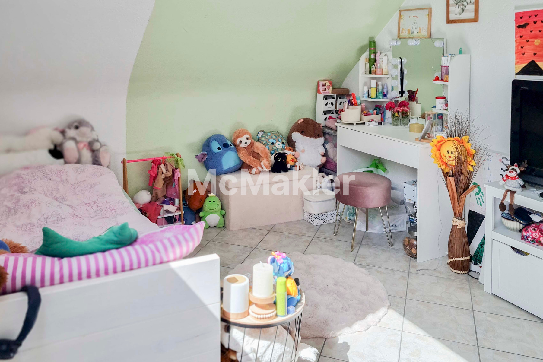 Property view 11